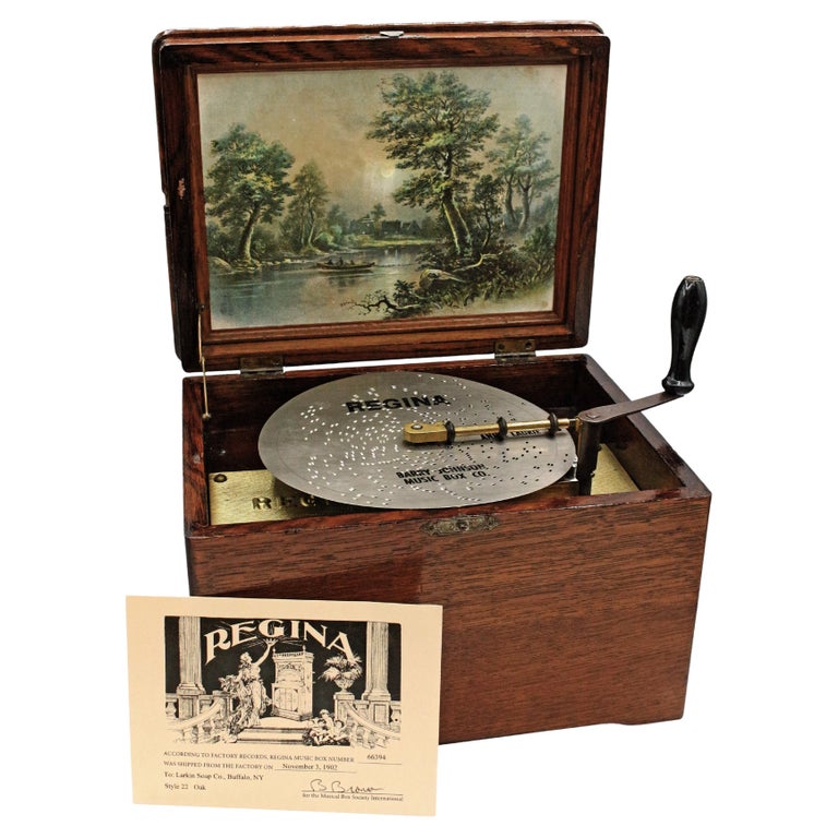 1902 Regina Music Box For Sale at 1stDibs