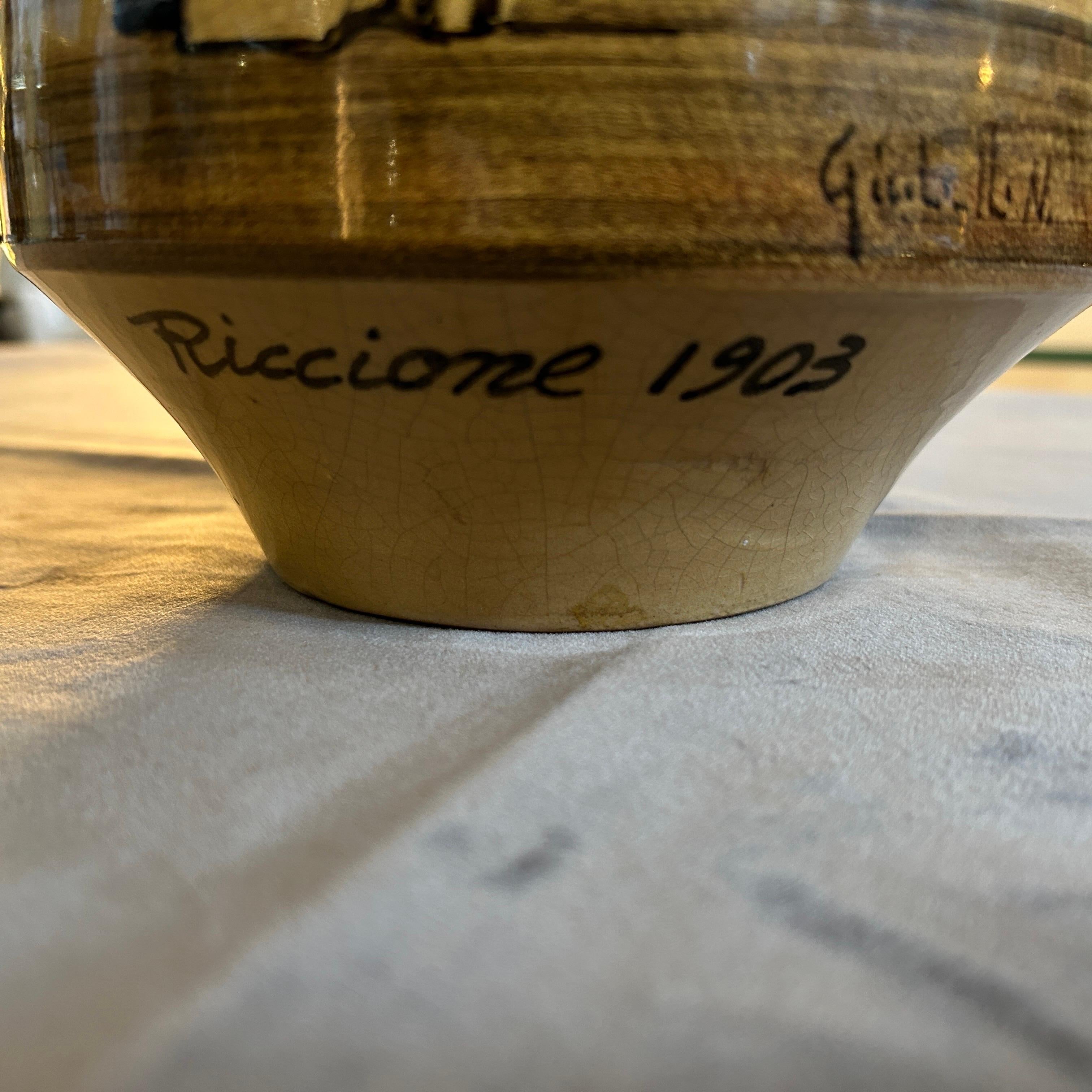 1903 Jugendstil Brown Keramik Italienisch Vase (Handbemalt) im Angebot