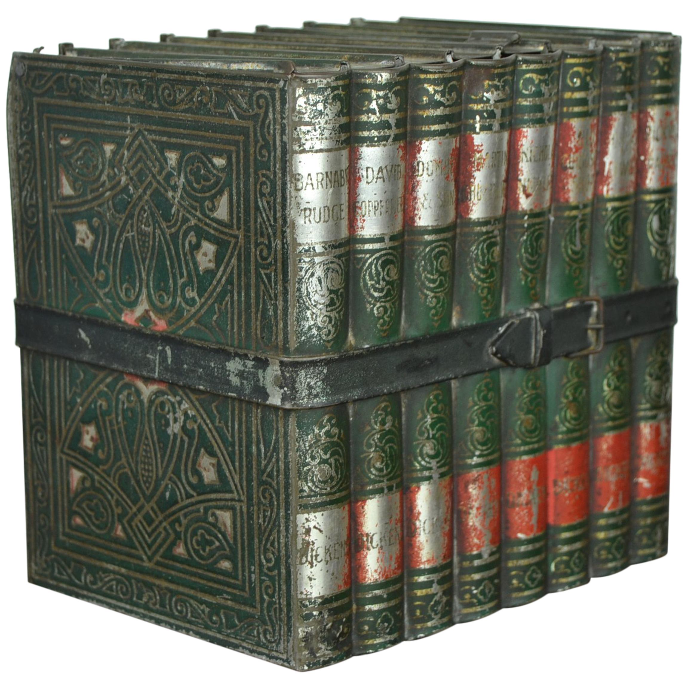 Huntley and Palmers Tin Bounded Book Box , Dickens Serie, England , Early 20th C