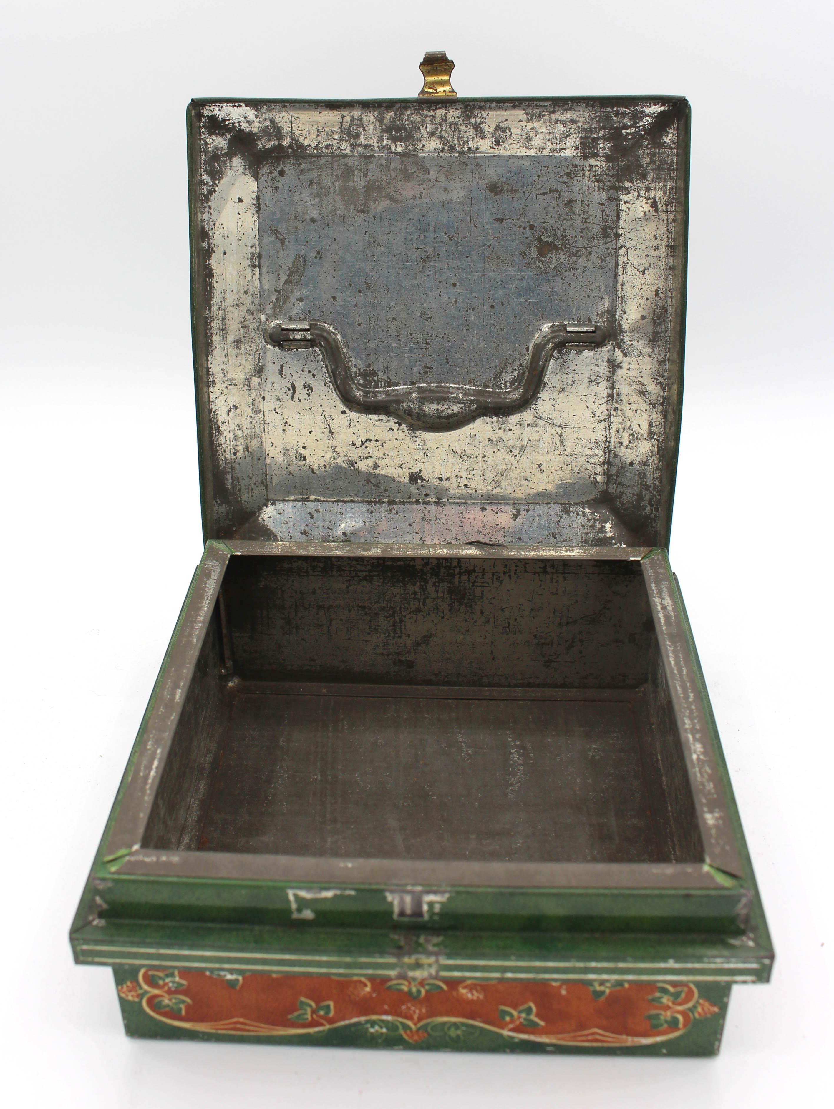 20th Century 1903 Huntley & Palmers Jewelry Casket Form Biscuit Tin Box For Sale