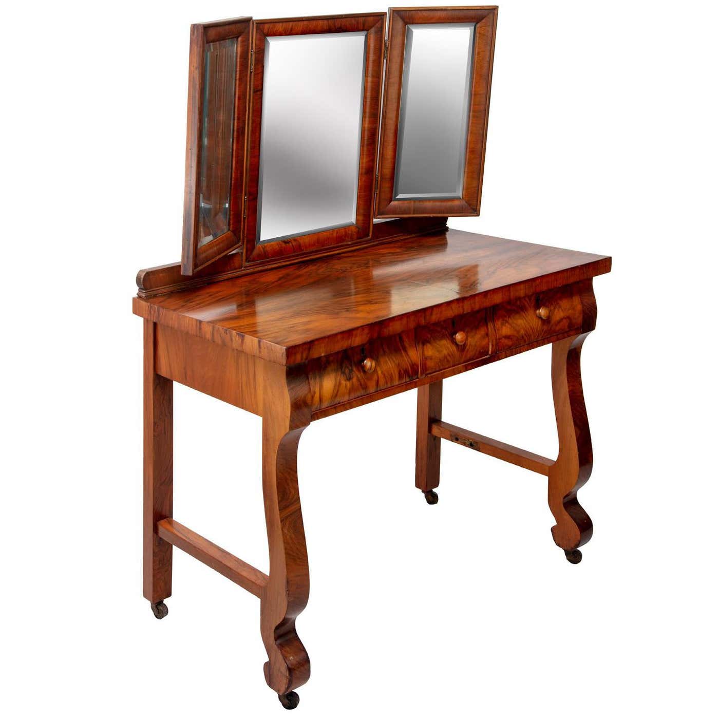 1903 Marvel Bevelled Three Mirror Oak Vanity For Sale at 1stDibs