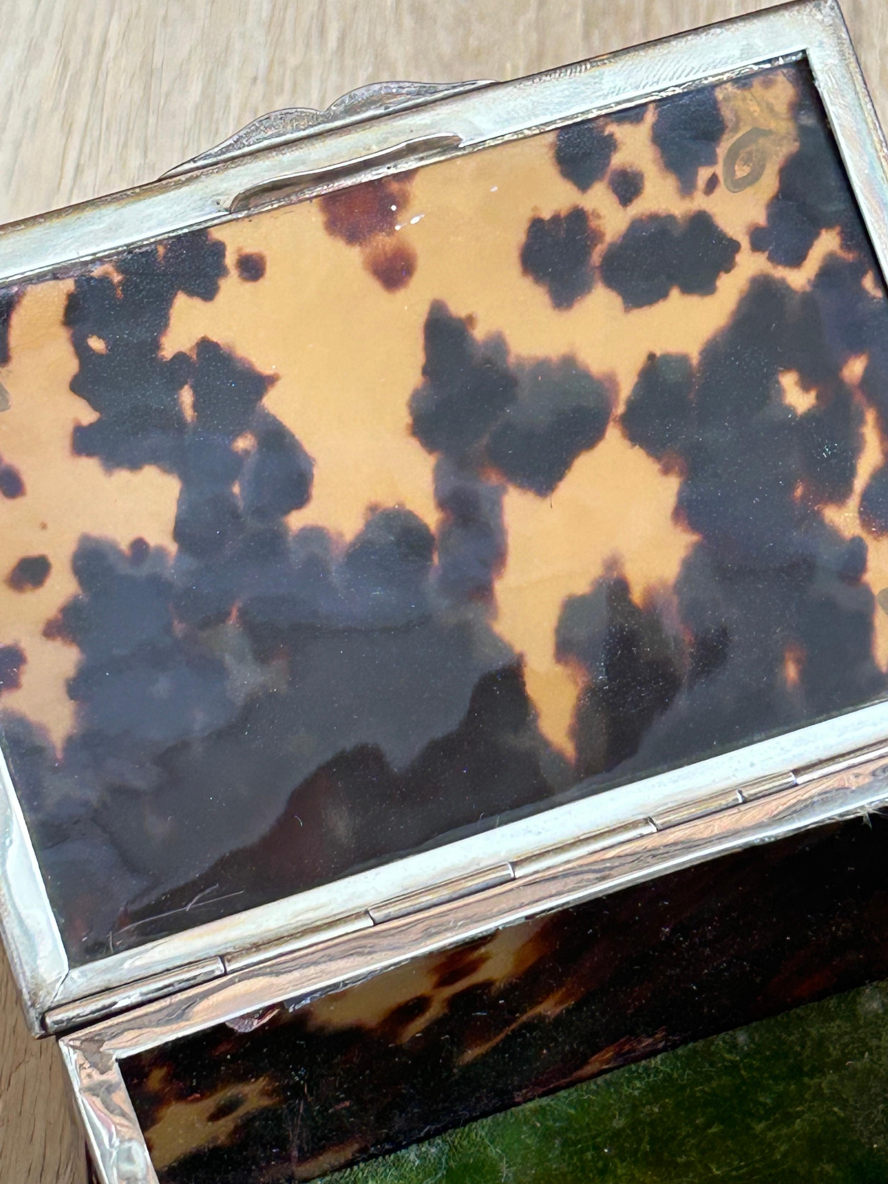 1903 Tortoiseshell Jewellery Box with Silver Edges For Sale 4