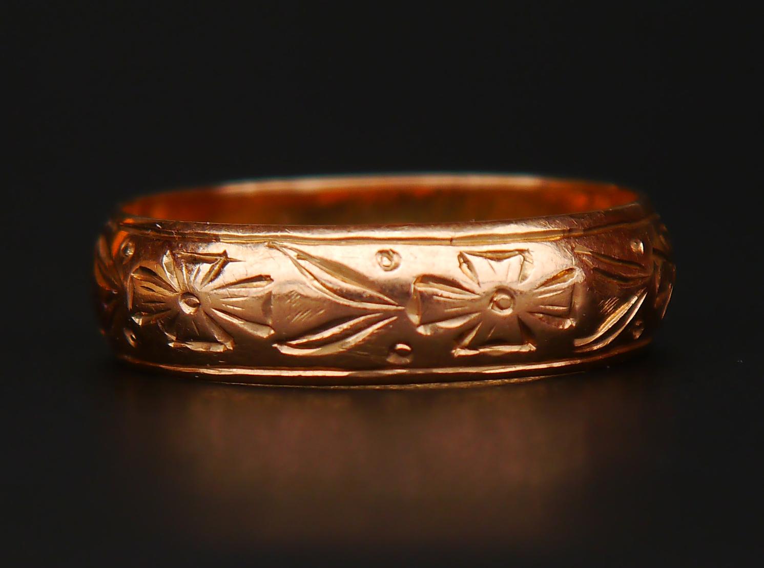 1904 Antique European Wedding Ring solid 18K Gold Ø 9.5 US / 4.3 gr For Sale 1
