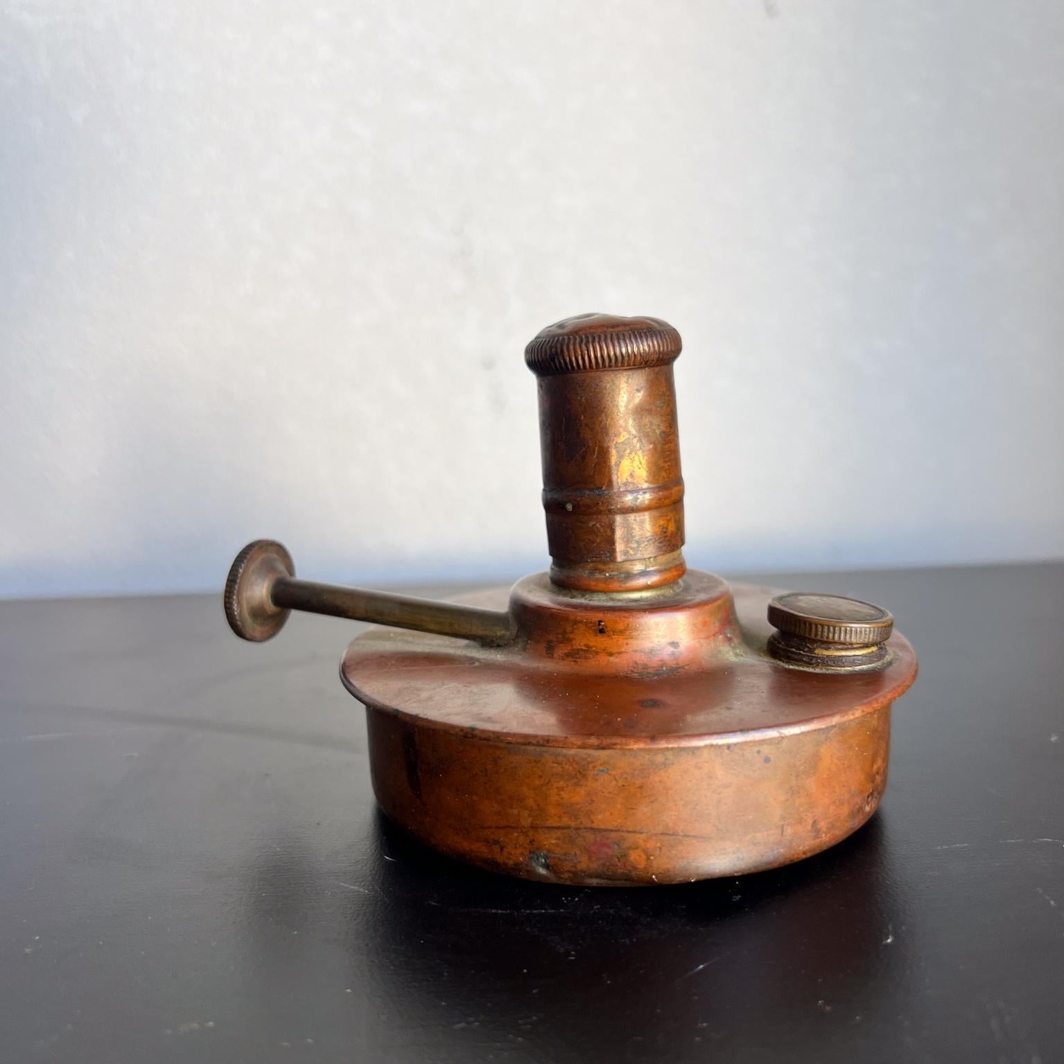 Lampe à huile ancienne Manning Bowman, 1904, cuivre patiné et laiton en vente 2