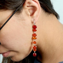 19.04 Karat Feueropal-Ohrringe mit Diamanten aus 18 Karat Roségold
