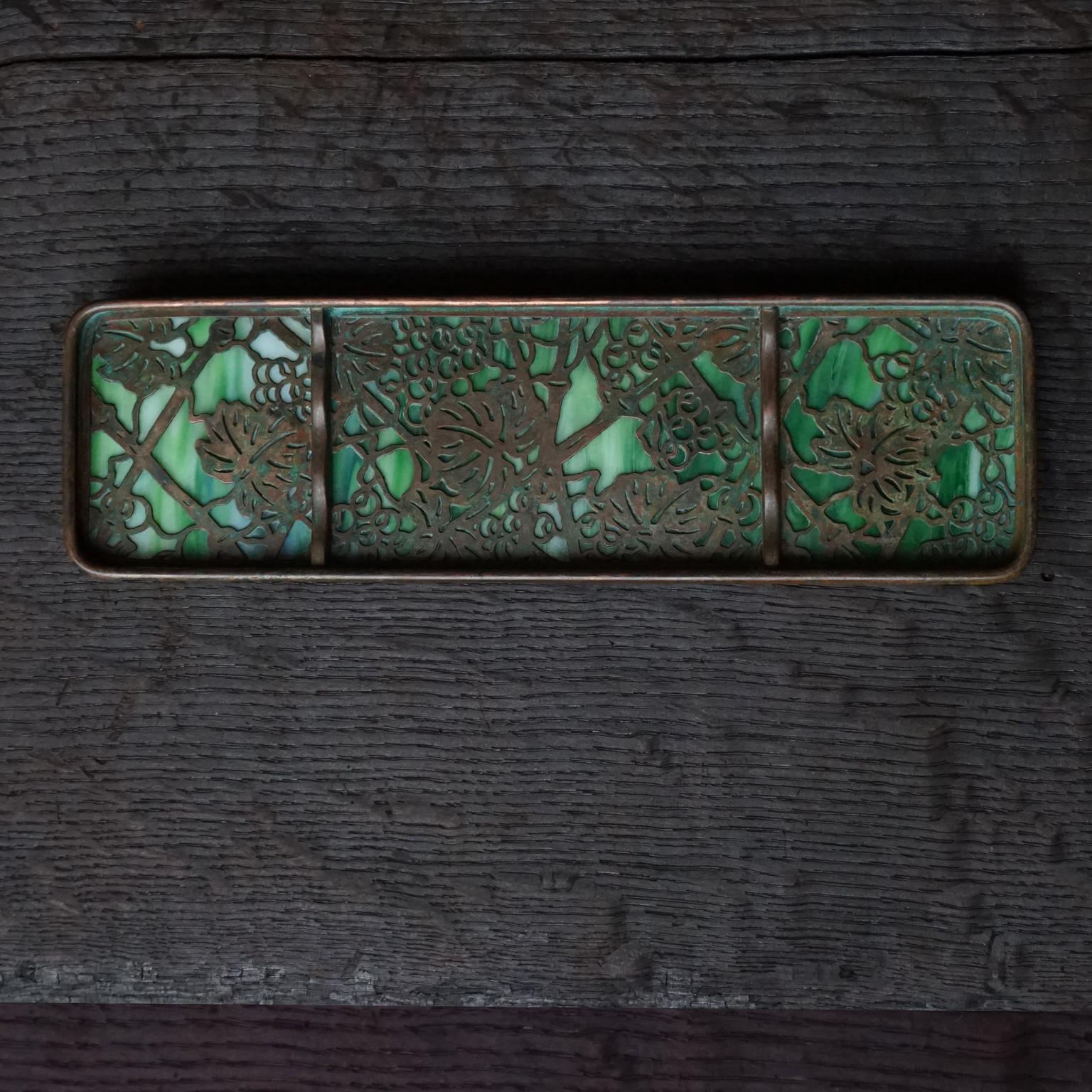 1905-1920 Green Slag Glass and Bronze Desk Set by Tiffany Studios New York 5