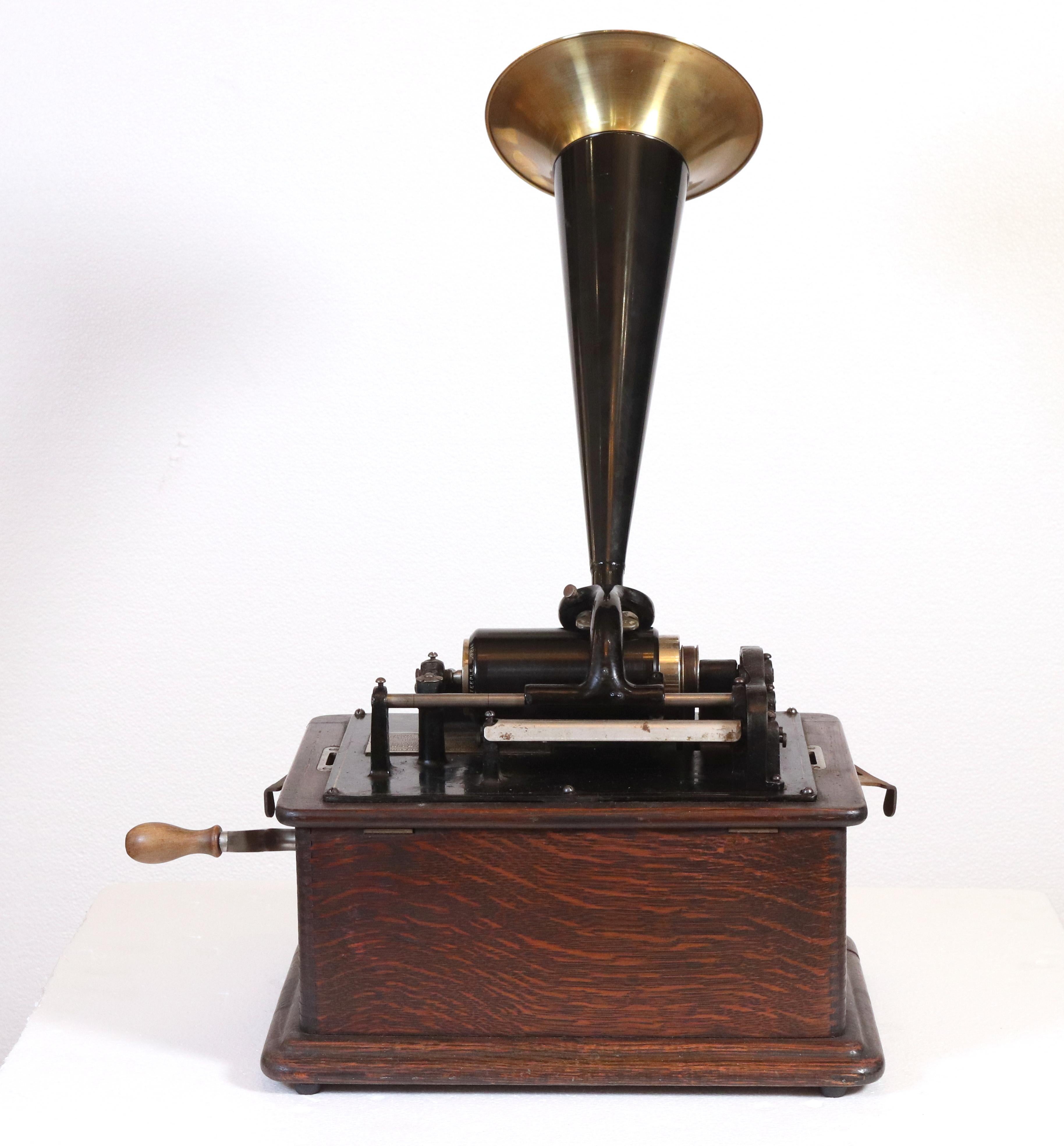 1905 Antiguo fonógrafo estándar Thomas Edison Estadounidense
