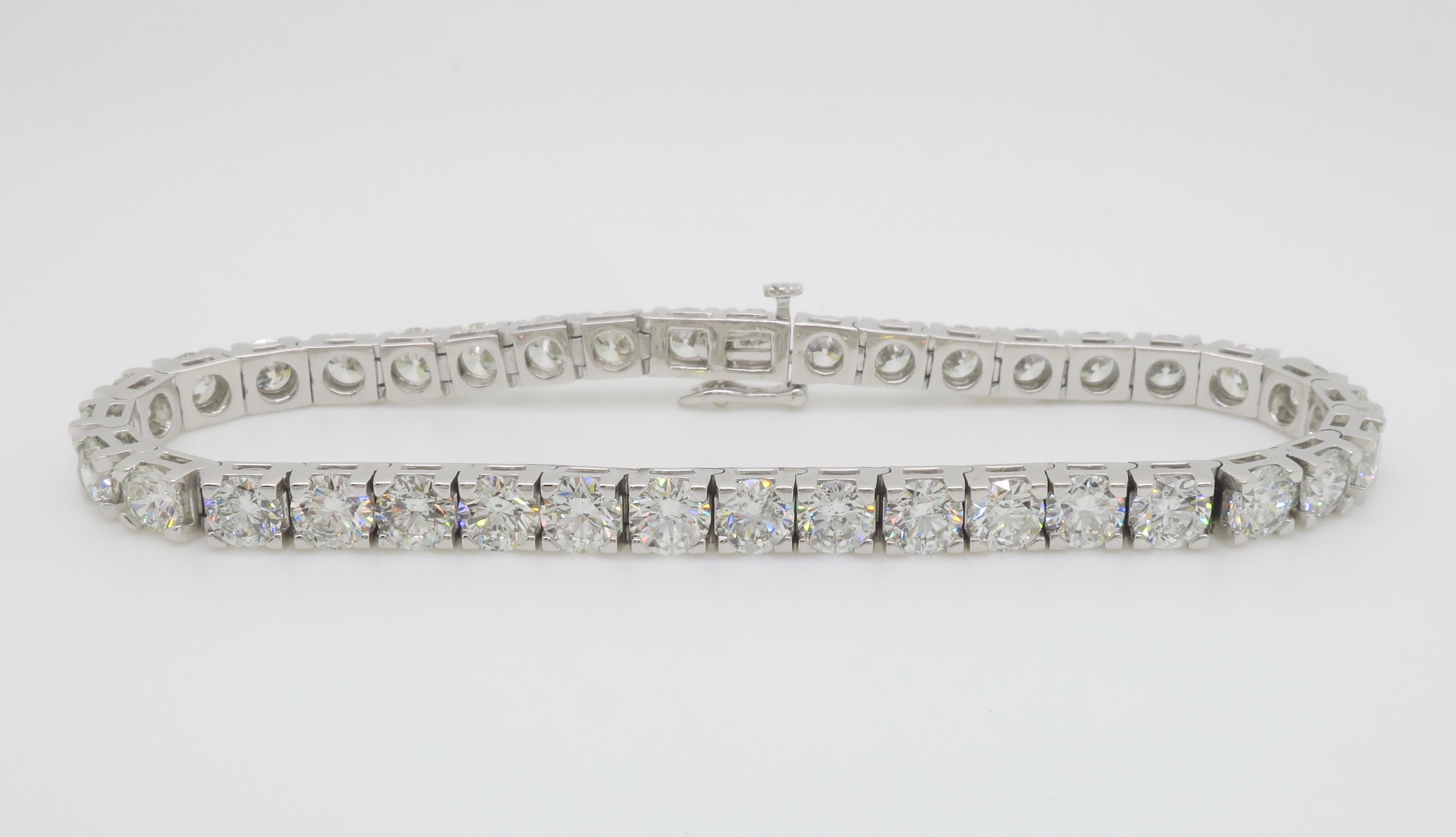 Bracciale tennis con diamanti da 19,05 carati, media di 0,50 carati per ogni pietra 2