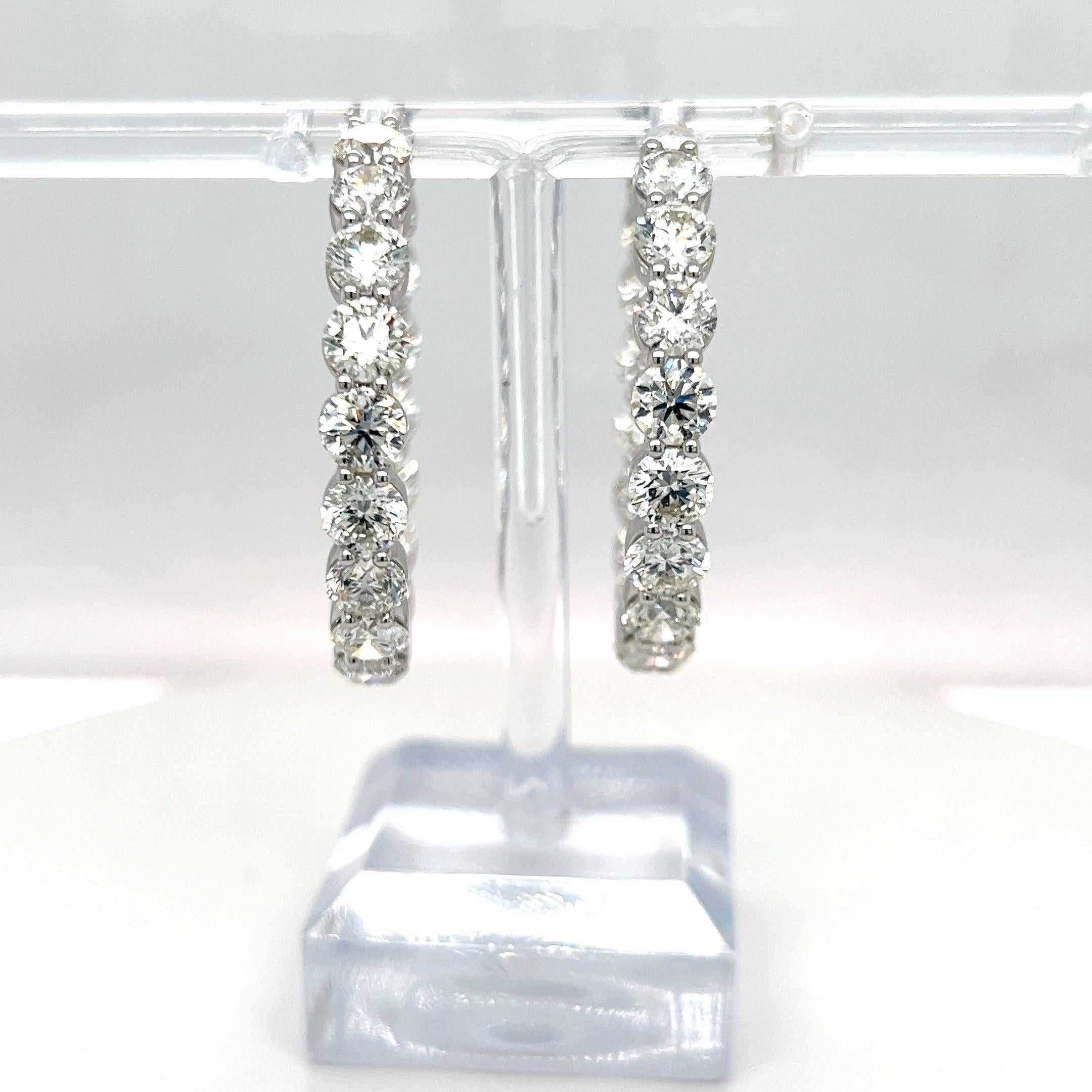 Artisan 19.06 Carat Brilliant Cut Diamond White Gold Hoop Earrings For Sale