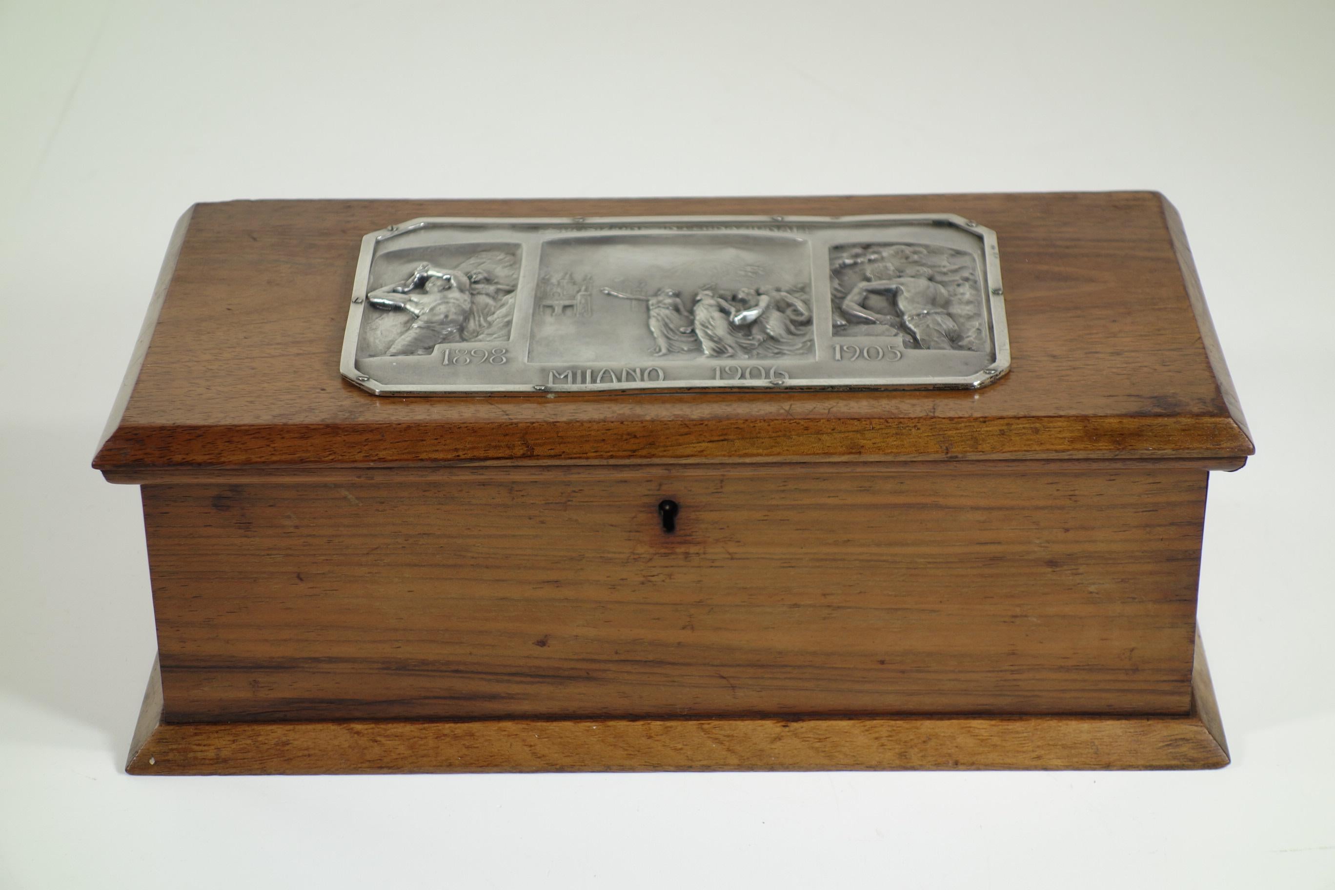 Rare Box with Silver bas relief
Luigi Genazzi, Milano
Italy, 1906

