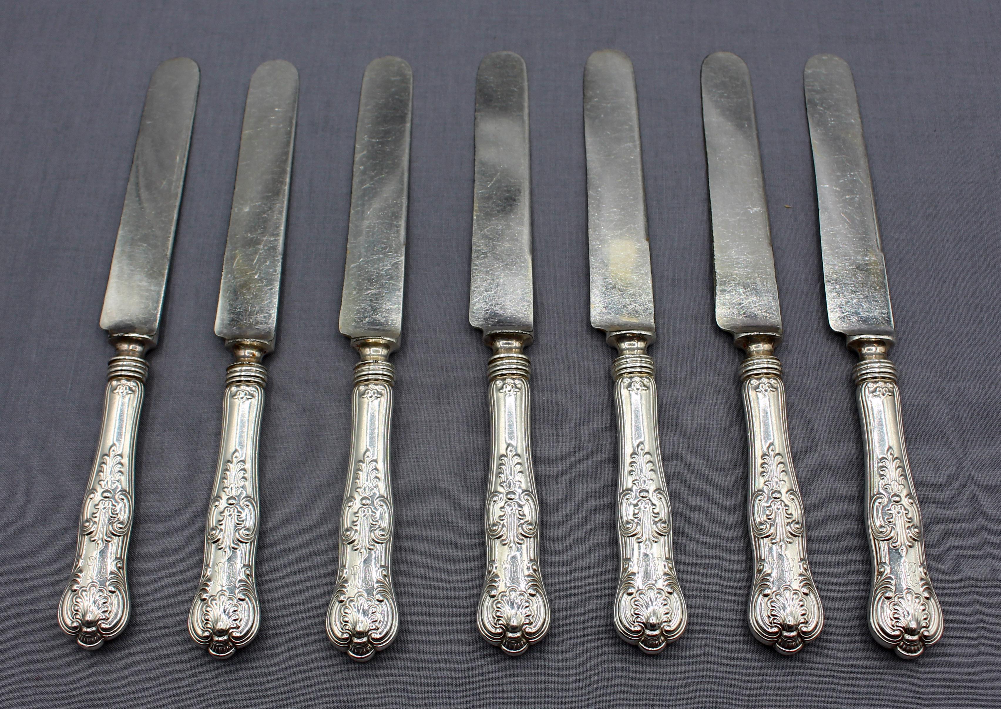 Set of 7 King pattern sterling silver hollow handle luncheon knives by Dominick & Haff, 1906. HHW monogram, engraved 1906 obverse.
8 3/8