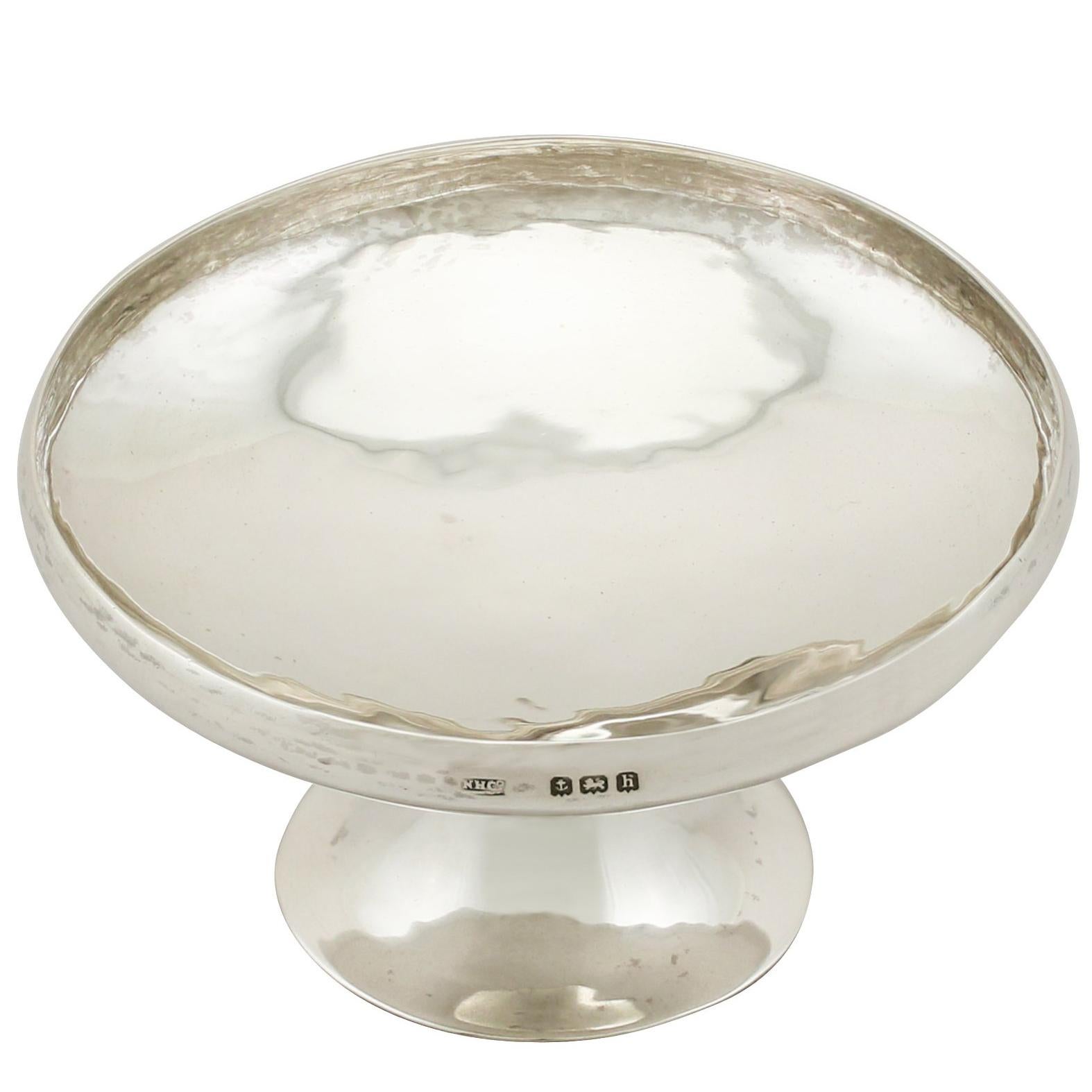 An exceptional, fine and impressive antique Edwardian English sterling silver bon bon dish made by Newcastle Handicrafts Co; an addition to our silver dining collection.

This exceptional antique Edwardian silver bon bon dish, in sterling