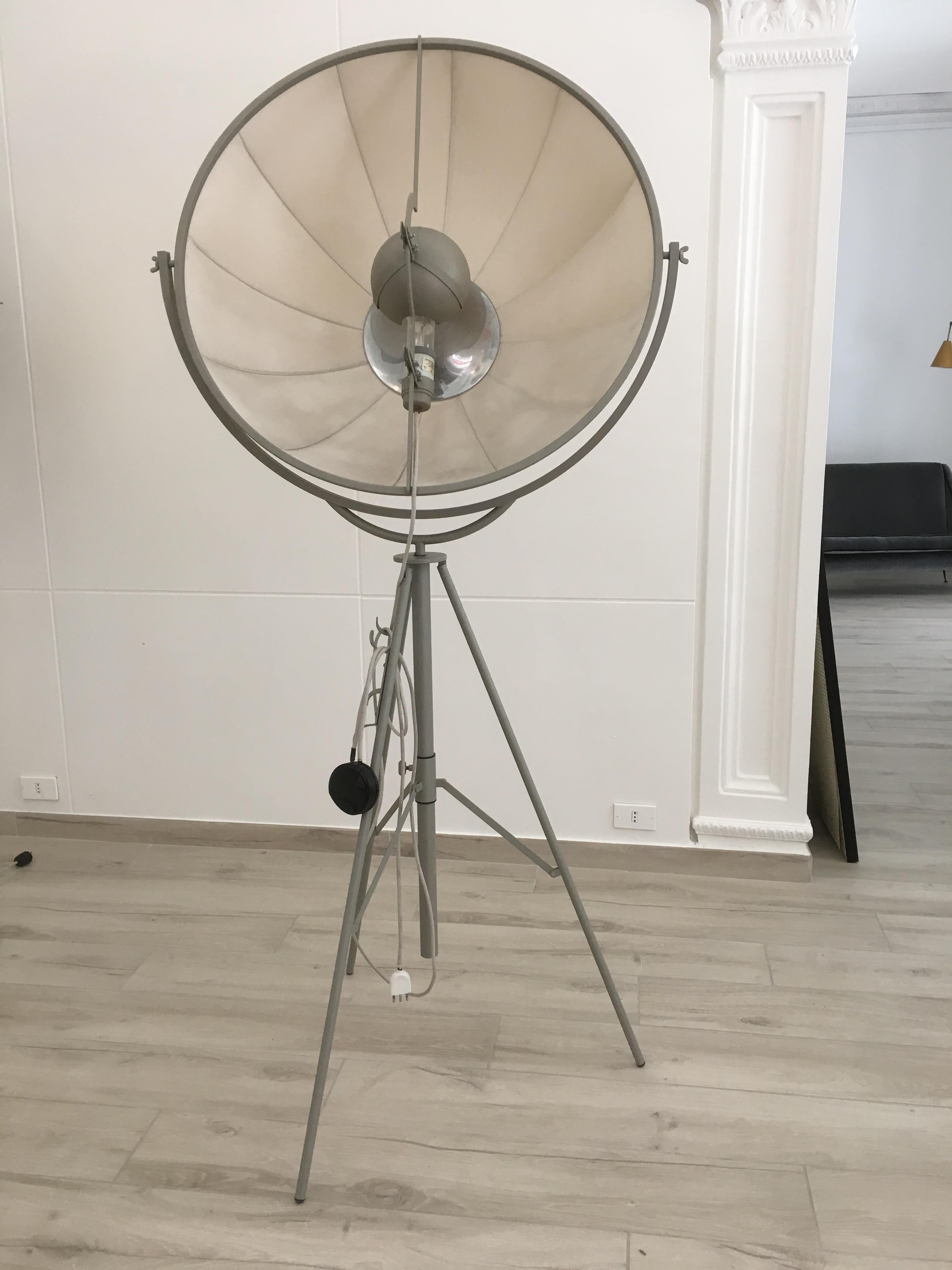 1907, Mariano Fortuny for Palluco Italia, Photographer Lamp In Good Condition In Naples, IT