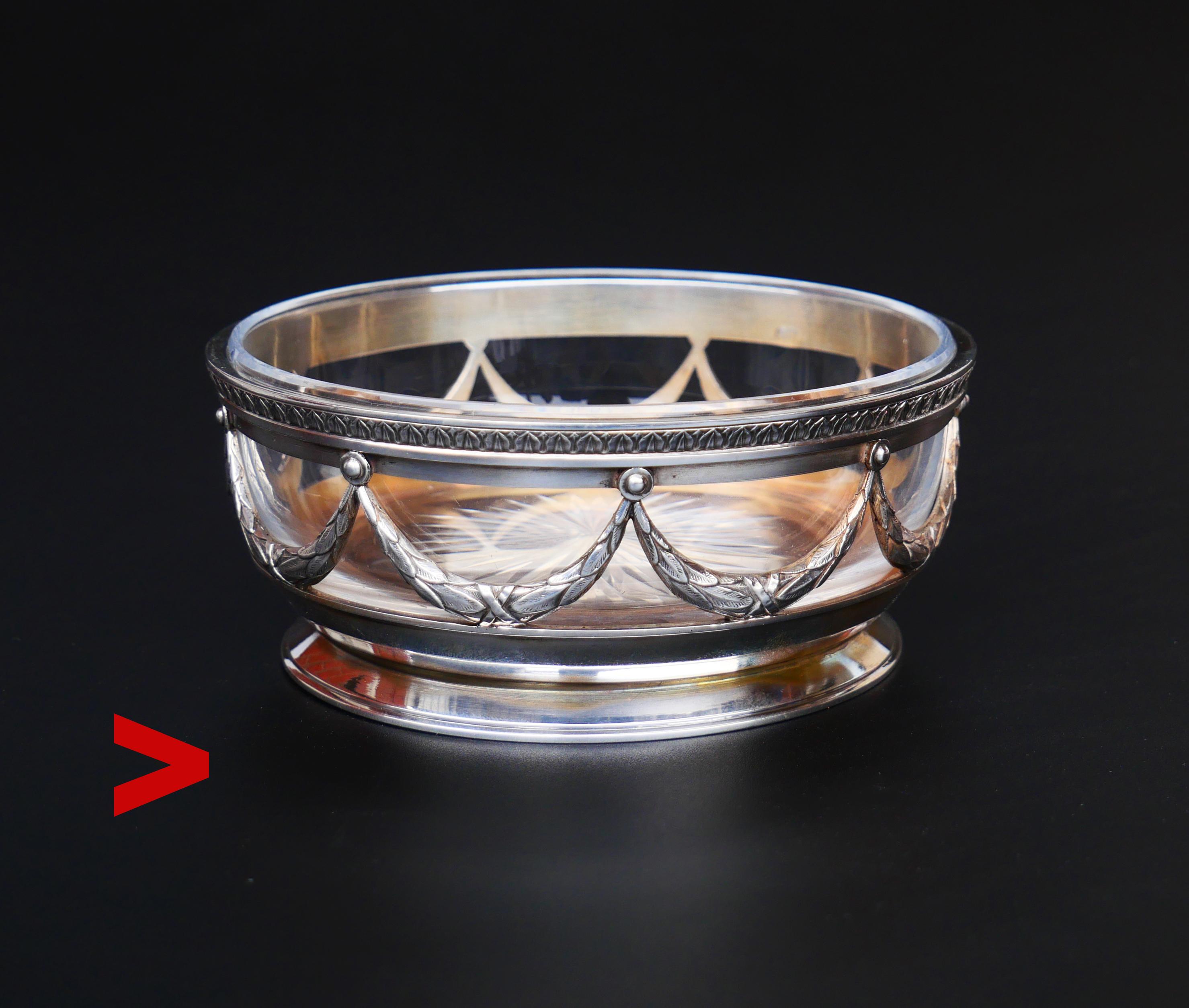 Fine Faberge solid Silver and cut crystal glass Bowl in Empire / Neoclassical style with original crystal glass bowl / insert, with starburst cut on the bottom..

Russian Imperial standard hallmarks confirming solid Silver 85 alloy, used between