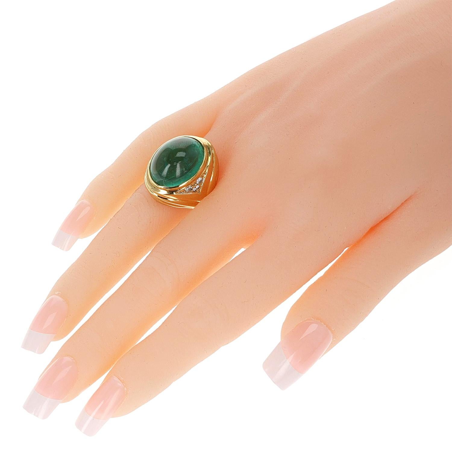 19.09 Ct. Emerald Cabochon Ring with Diamonds, 18K For Sale 1