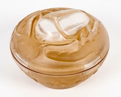 1909 René Lalique - Powder Box Scarabee Beetle Glass Sepia Patina for Piver