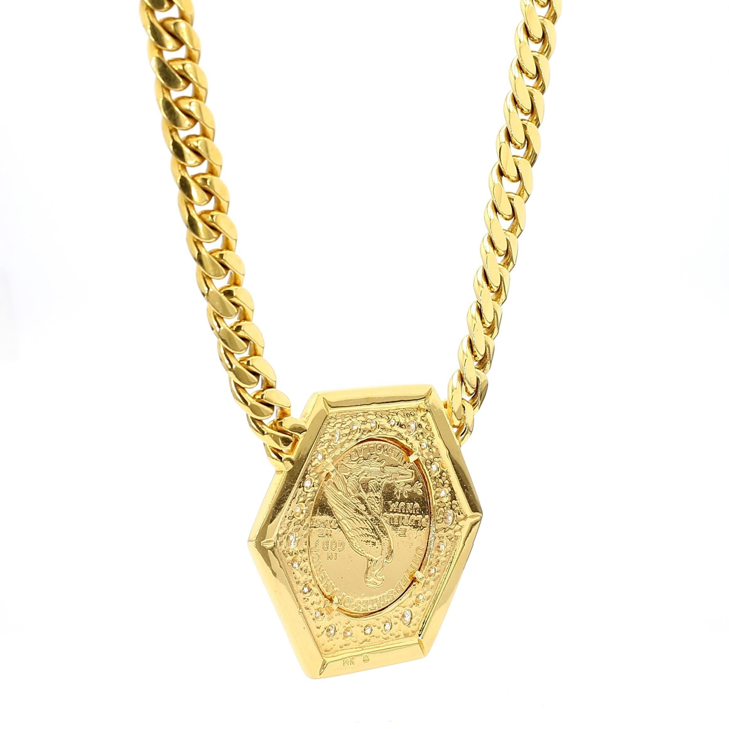 Collier avec pendentif en or en forme de pièce de 5 $ 1909 US Indian Head, or 14K avec diamants Bon état - En vente à Miami, FL