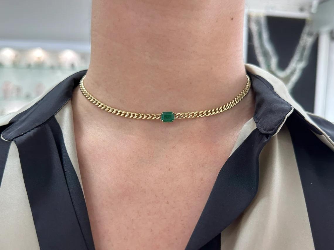 Women's 1.90ct 14K Rich Green Emerald Cut Emerald Gold Cuban Link Chain Choker Necklace For Sale