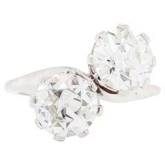 1,90 Karat + 2,09 Karat Diamant im Altschliff Toi Et Moi Crossover Platin Verlobungsring