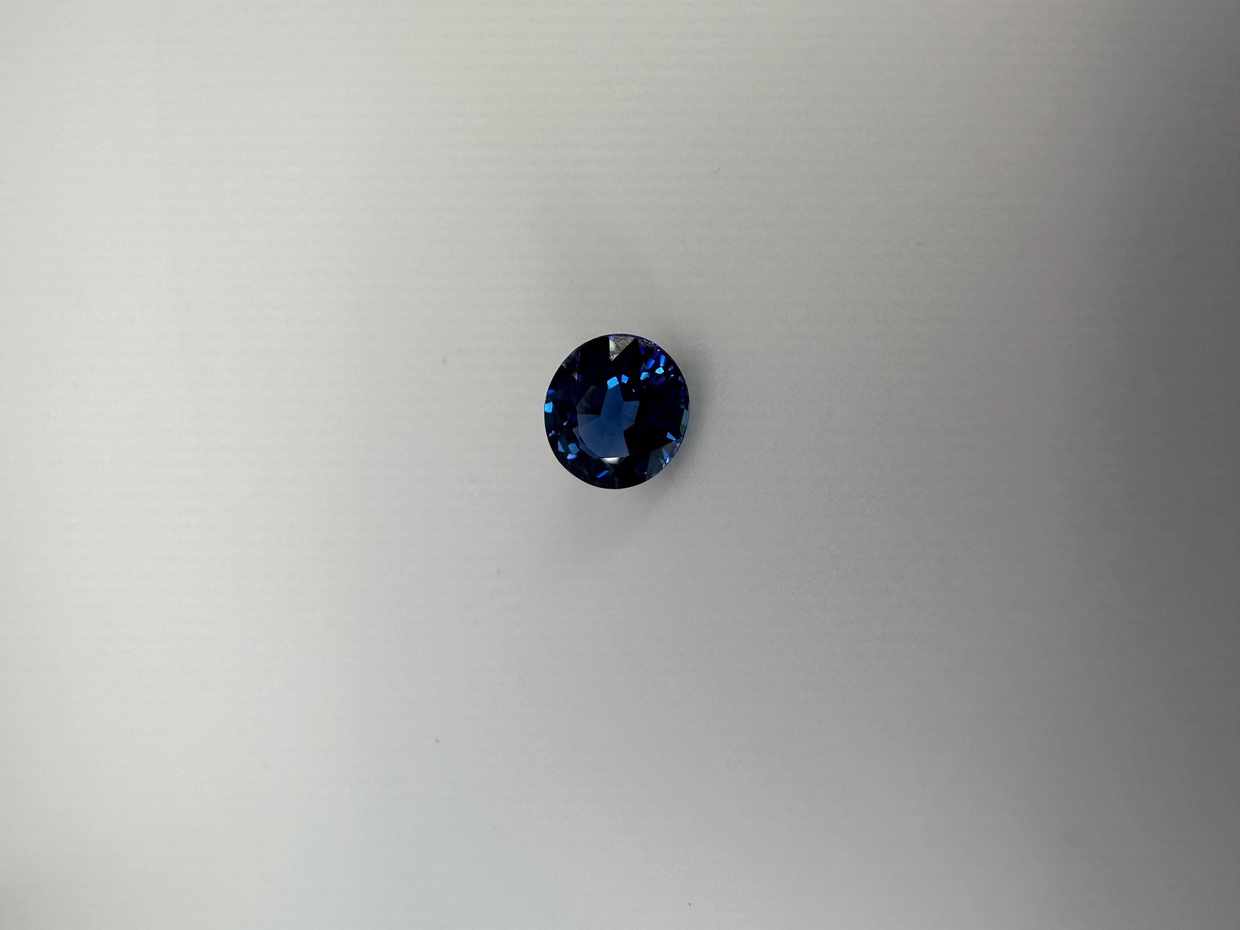 1.90ct Ceylon sapphire round 7.7mm NATURAL beautiful For Sale 3