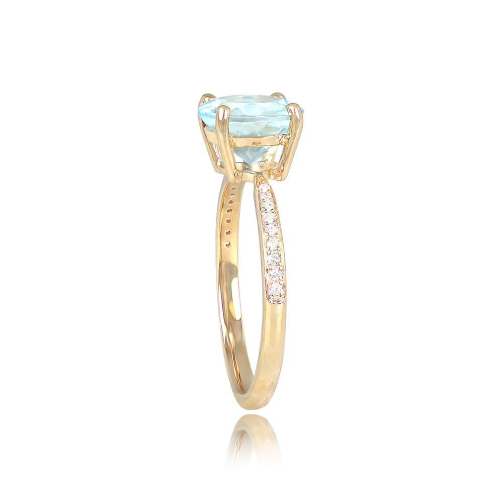 Art Deco 1.90ct Round Cut Aquamarine Engagement Ring, 18k Yellow Gold For Sale