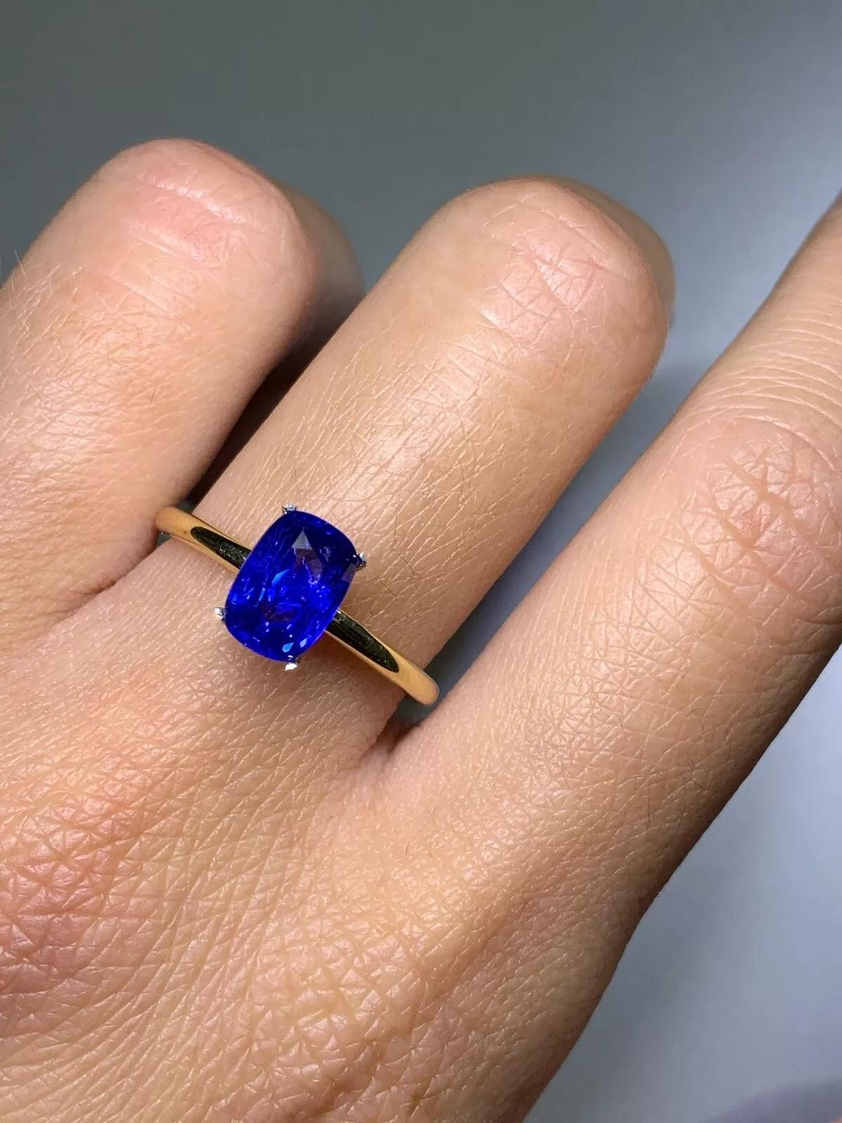 Cushion Cut 1.90ct Royal blue sapphire AA+ Ceylon engagement ring 18ct yellow gold. For Sale