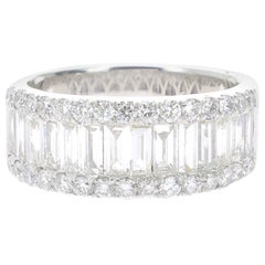 1.91 Carat Baguette and Round Diamonds Bridal Ring 18 Karat Gold GVS Diamond