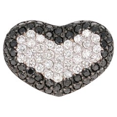Anello da cocktail con diamante nero da 1,91 carati, diamante bianco e oro bianco 14 carati