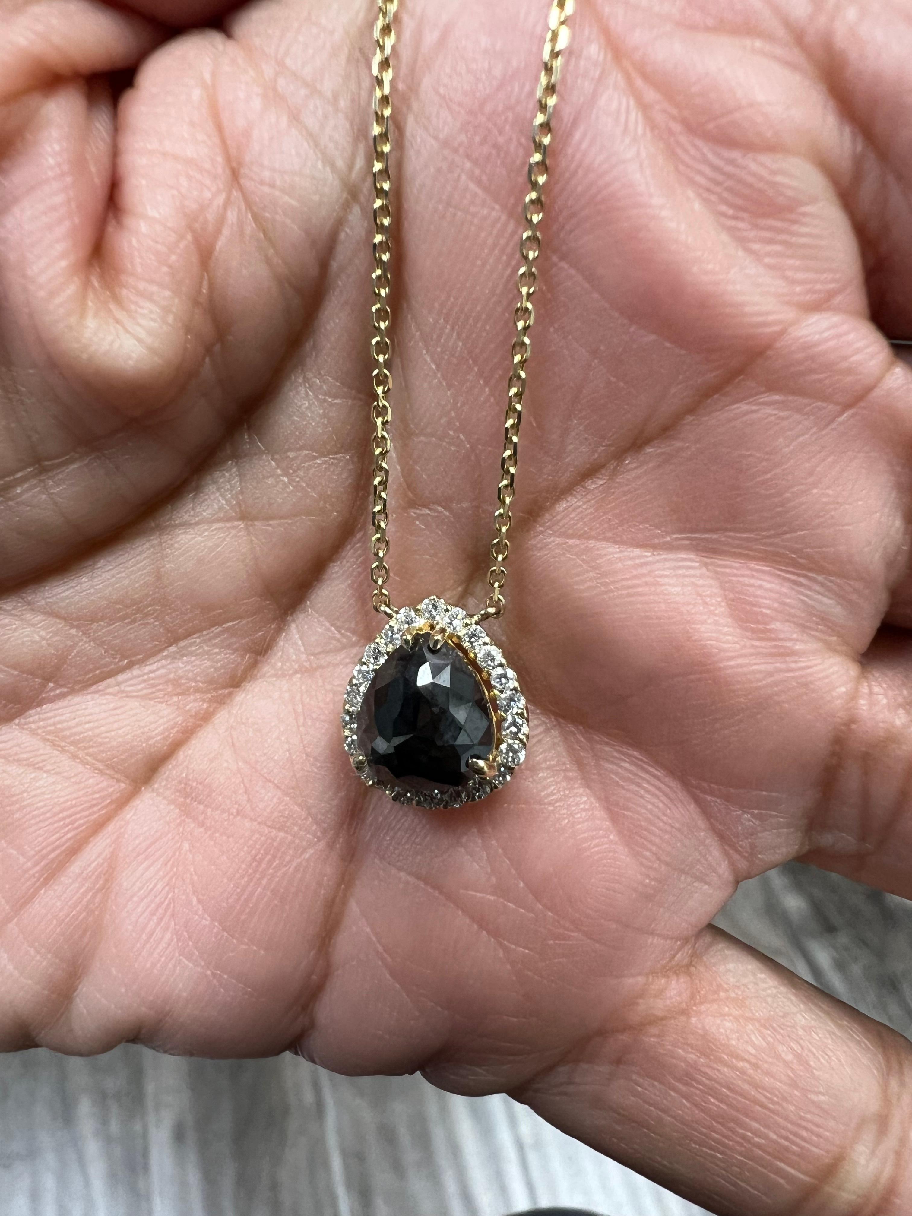Collana a catena in oro giallo con diamante nero e diamante bianco da 1,91 carati in vendita 2