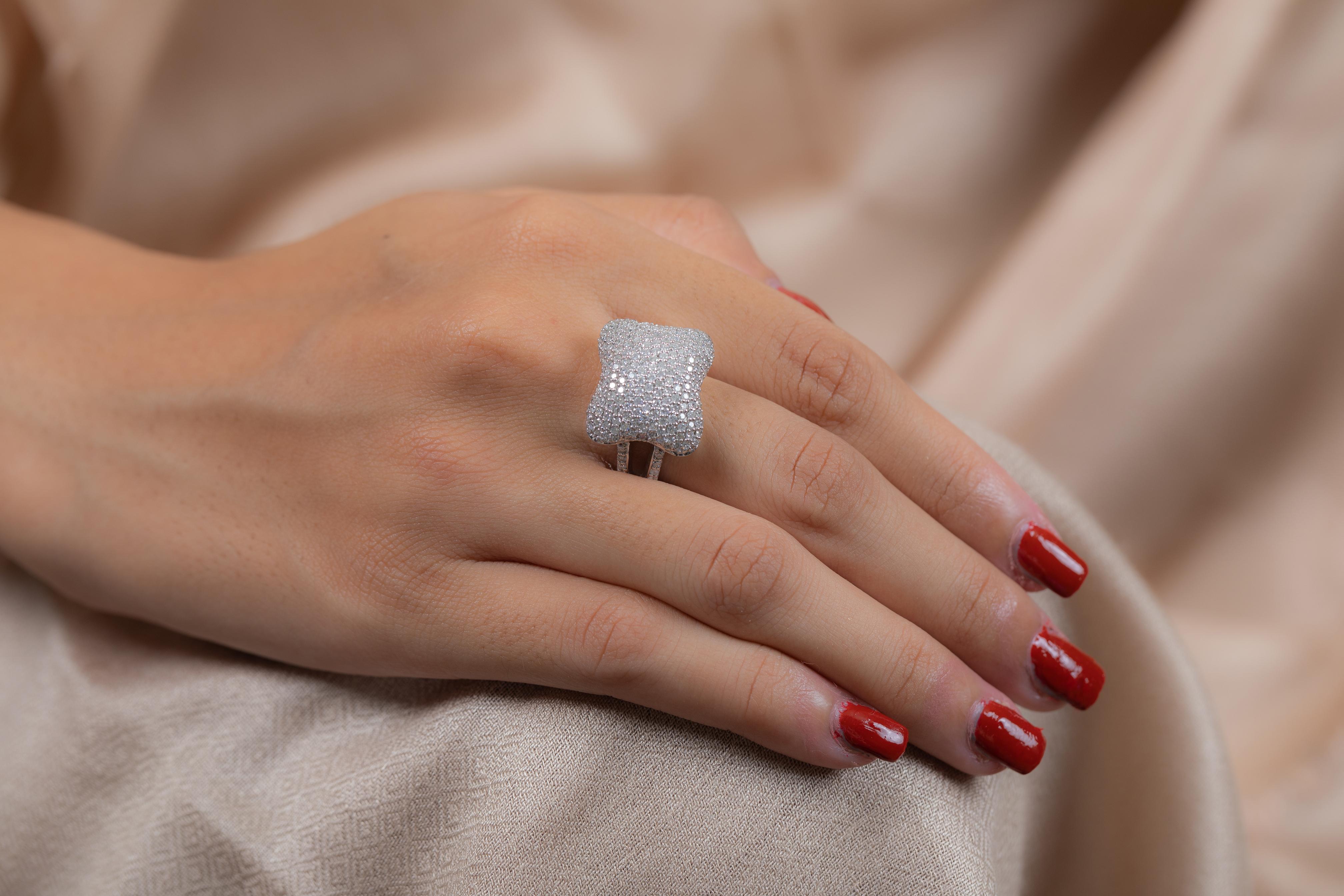 Zertifizierter Statement-Diamantring mit 1,91 Karat aus 18 Karat Weißgold () 9