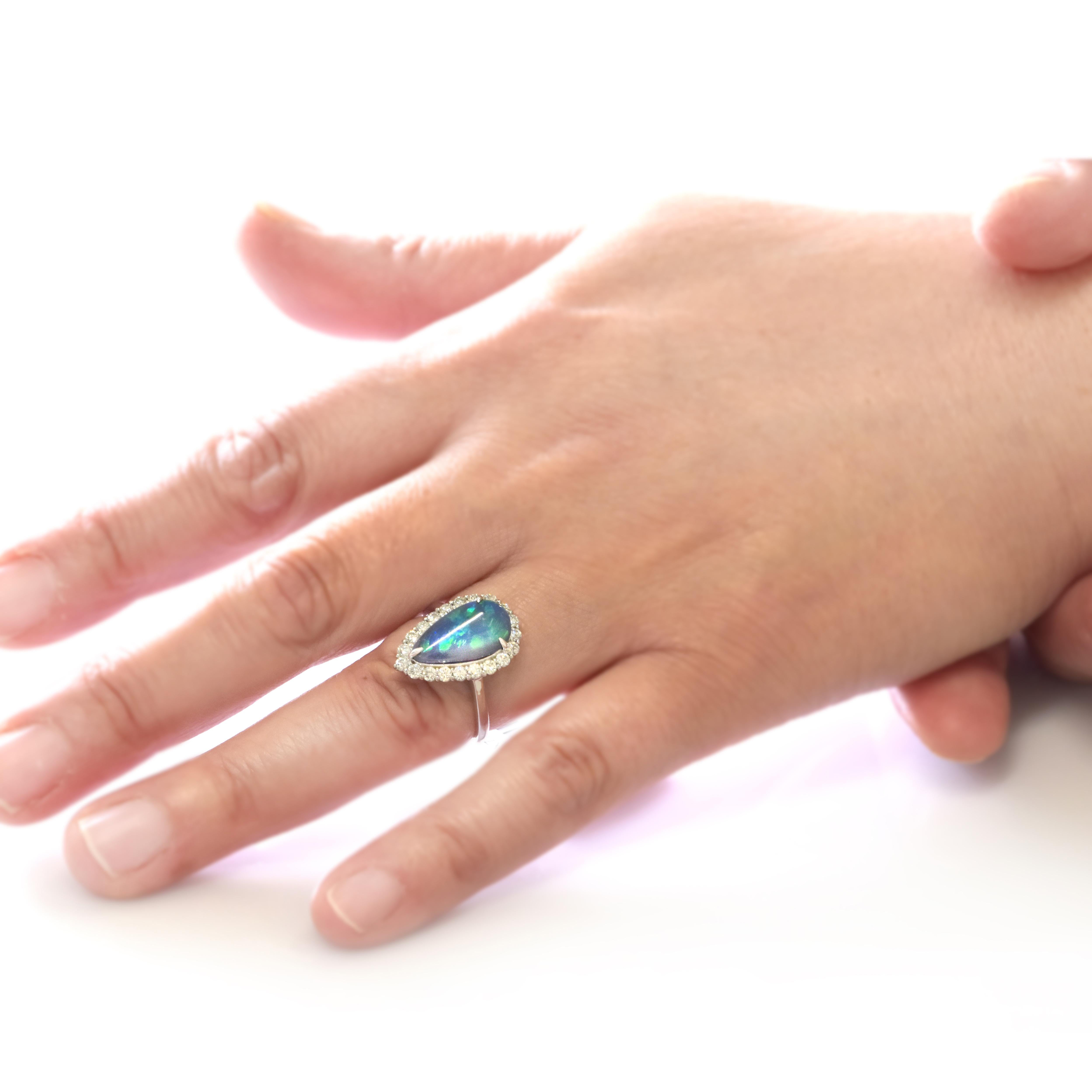 1.91 Carat Natural Australian Black Opal and Diamond Ring Made in Platinum For Sale 1