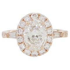 Anillo de compromiso halo de diamantes talla brillante oval de 1,91 quilates