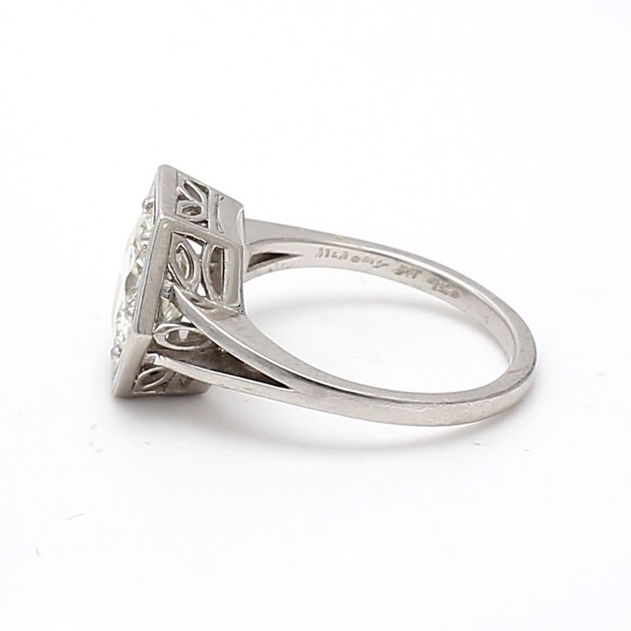 Anello di fidanzamento in platino con diamante tondo Brilliante M VS2 da 1,91 carati in vendita 3
