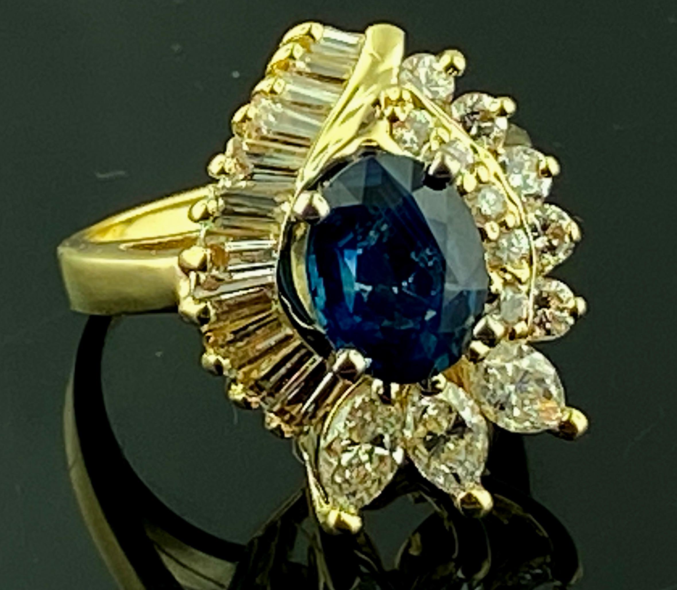 1.91 Carat Blue Sapphire and Diamond Ring in 14 Karat Yellow Gold In Excellent Condition For Sale In Palm Desert, CA