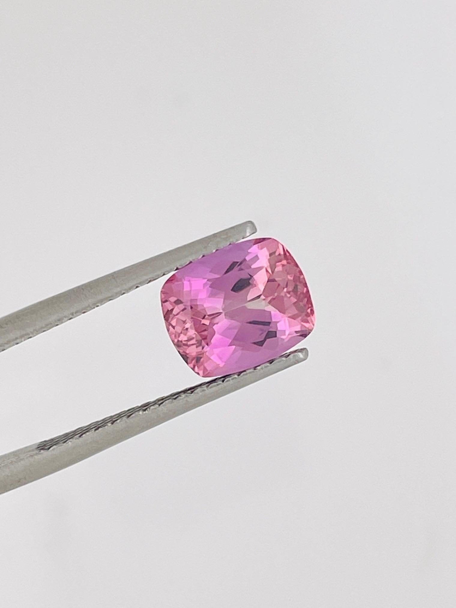 1,91 Ct GIA Zertifikat Natürlicher rosa Tansanit Zoisit Unerhitzt Kissenform im Angebot 1