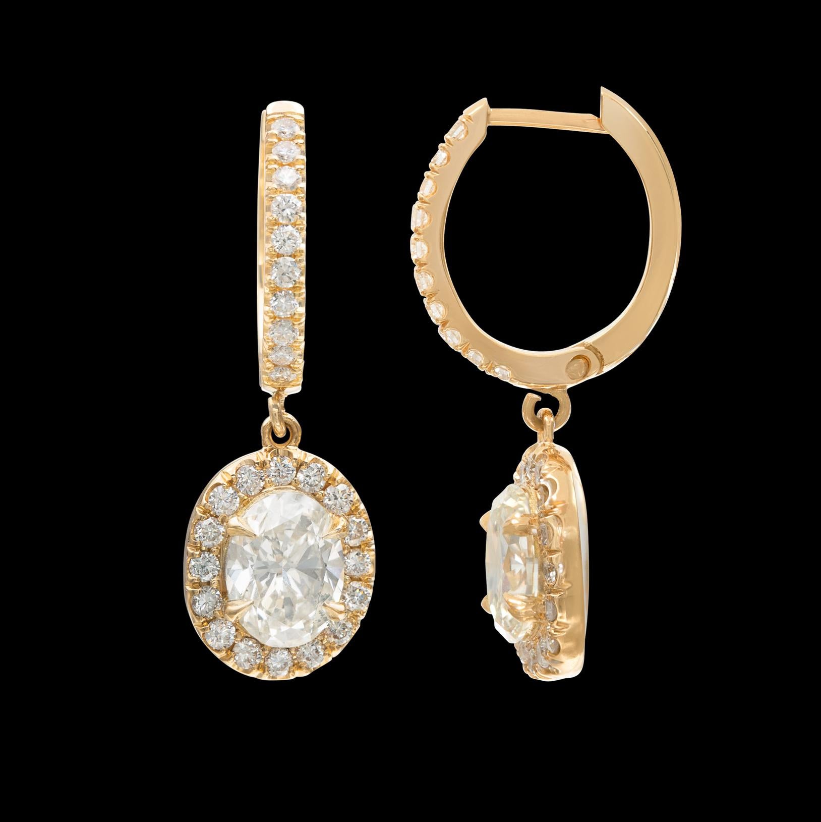Boucles d'oreilles en goutte en diamants ovales 1.91-ct de Salavetti Unisexe en vente