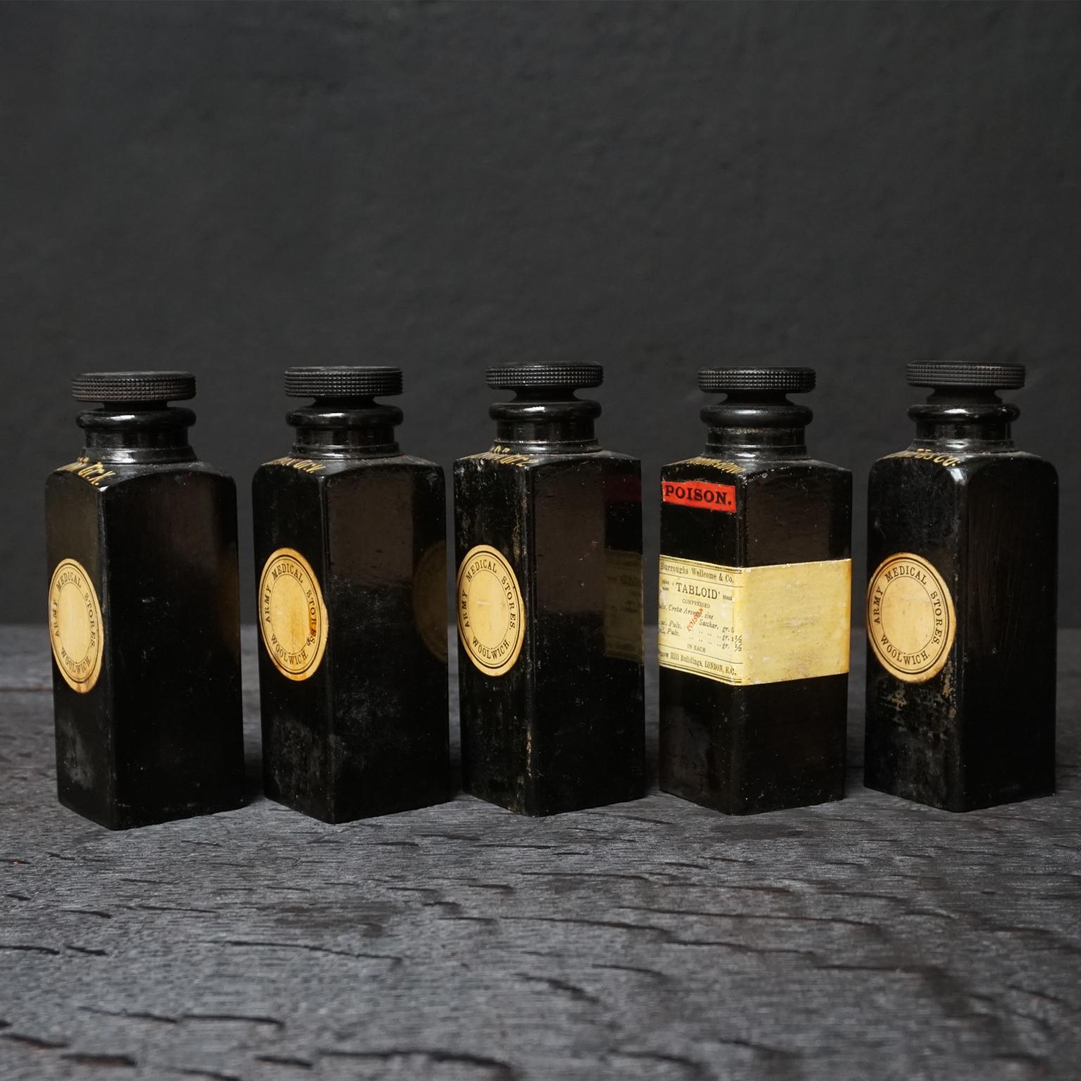 1910-1919 Bakelite Expedition Burroughs Wellcome & Co London Medicine Bottles For Sale 4