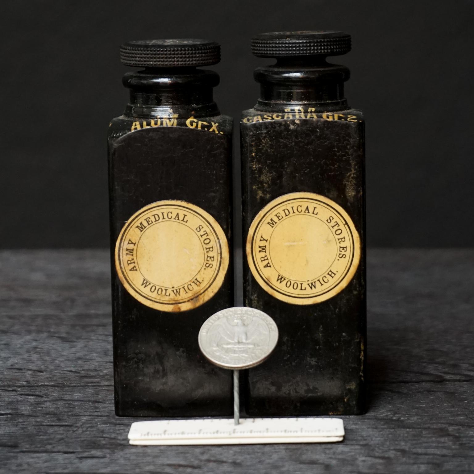 1910-1919 Bakelite Expedition Burroughs Wellcome & Co London Medicine Bottles For Sale 12