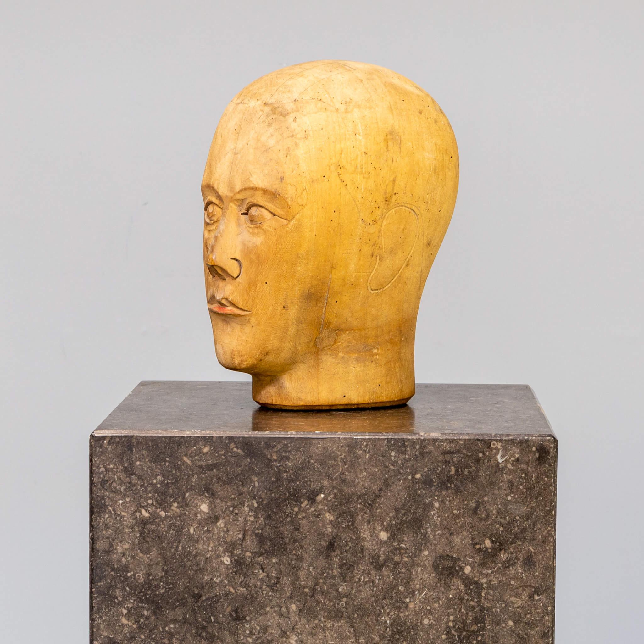 Mid-Century Modern 1910-1930 German Carved Milliner’s Head For Sale