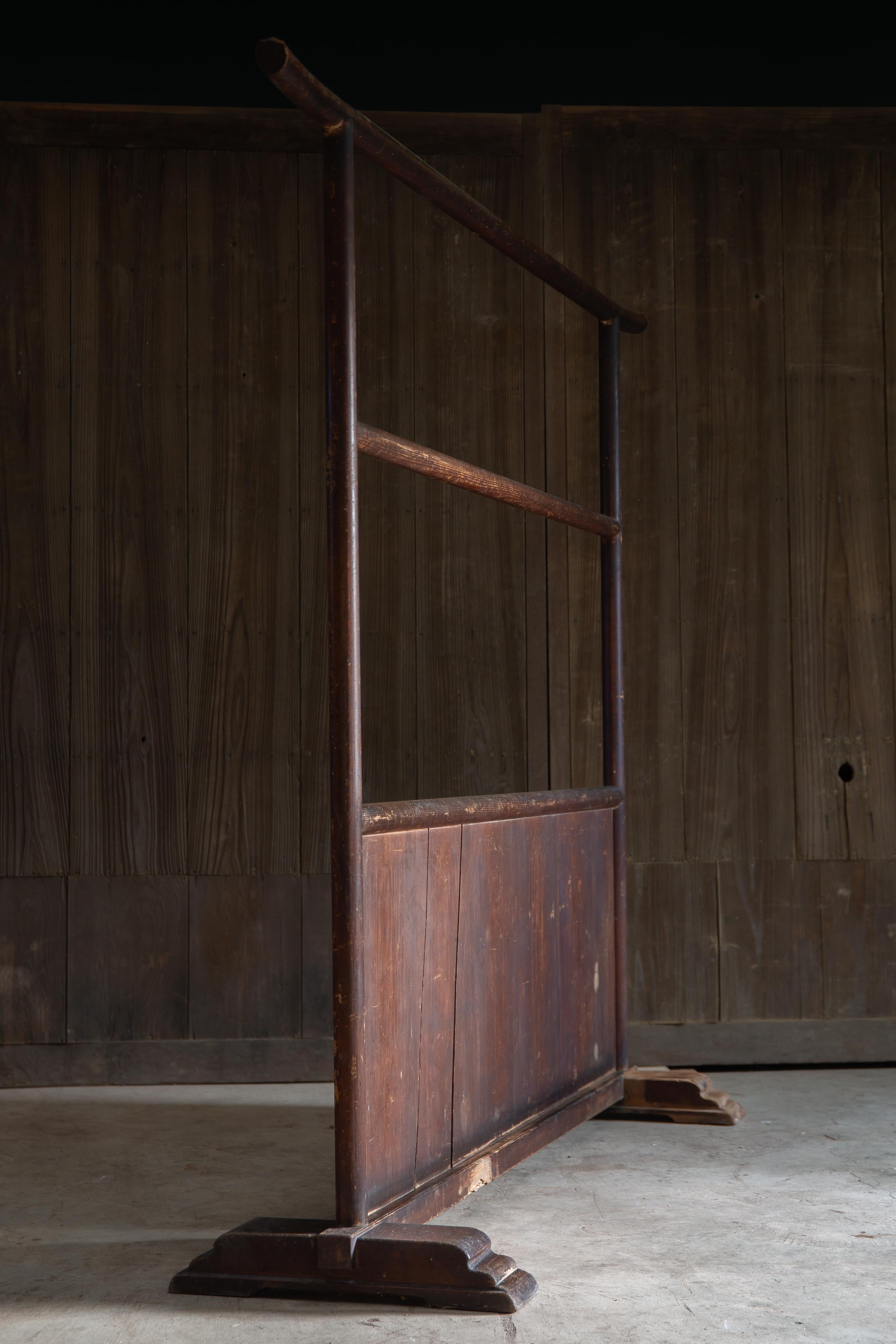 20ième siècle 1910-30s Japanese antique large Kimono display rack room divider wabi sabi decor en vente