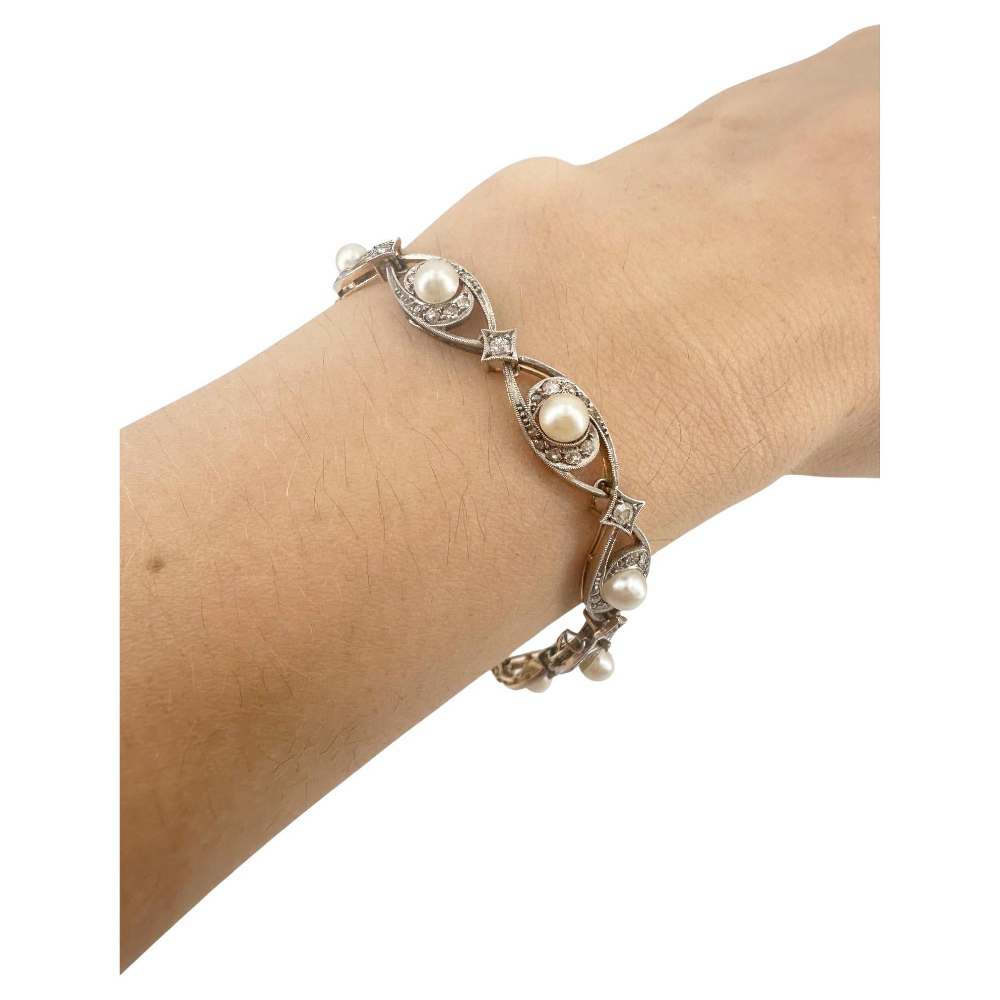 1910 Antique 18kt Gold and Platinum Bracelet with Diamonds and Pearls