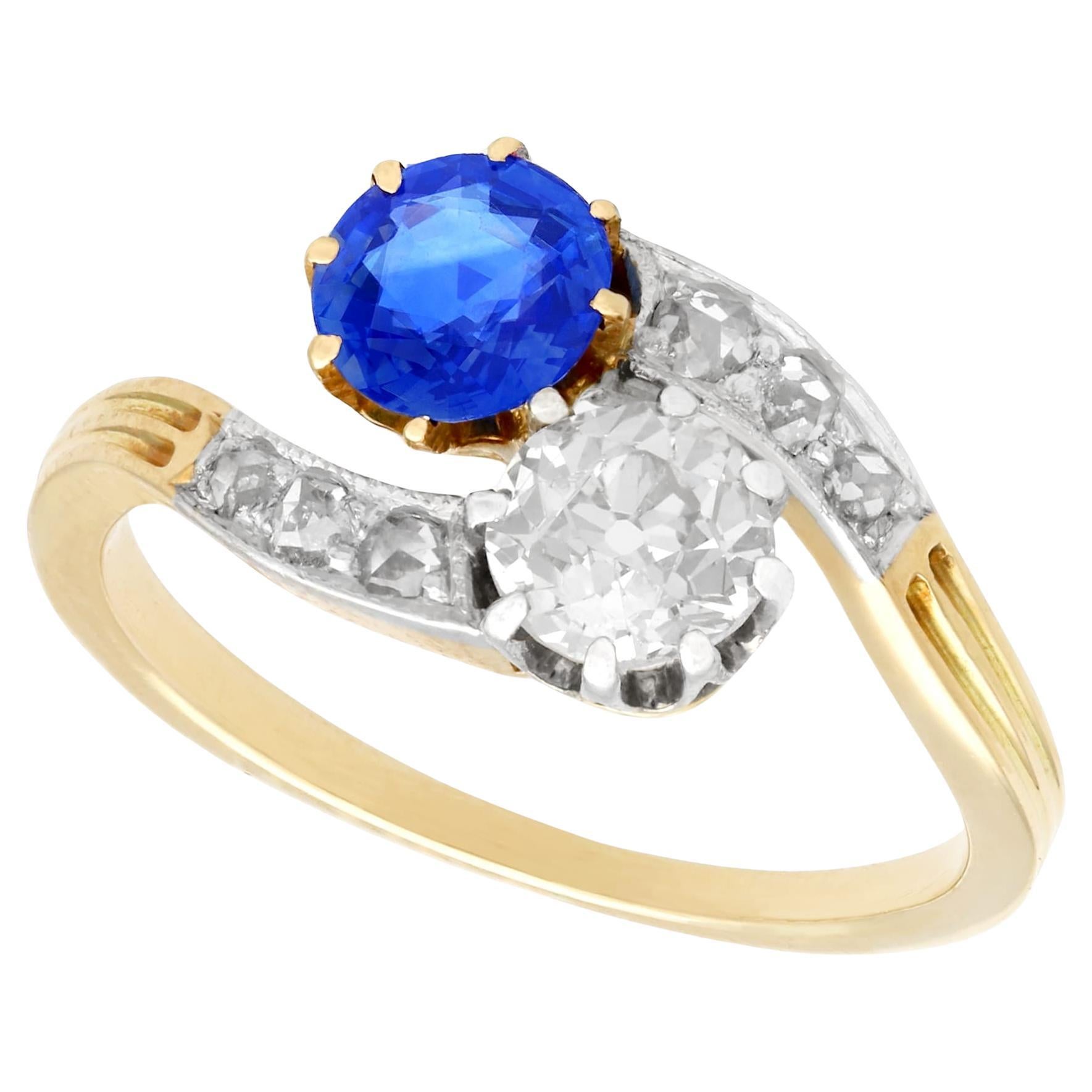 Antiker Twist-Ring aus Gelbgold mit Saphiren und Diamanten im Angebot