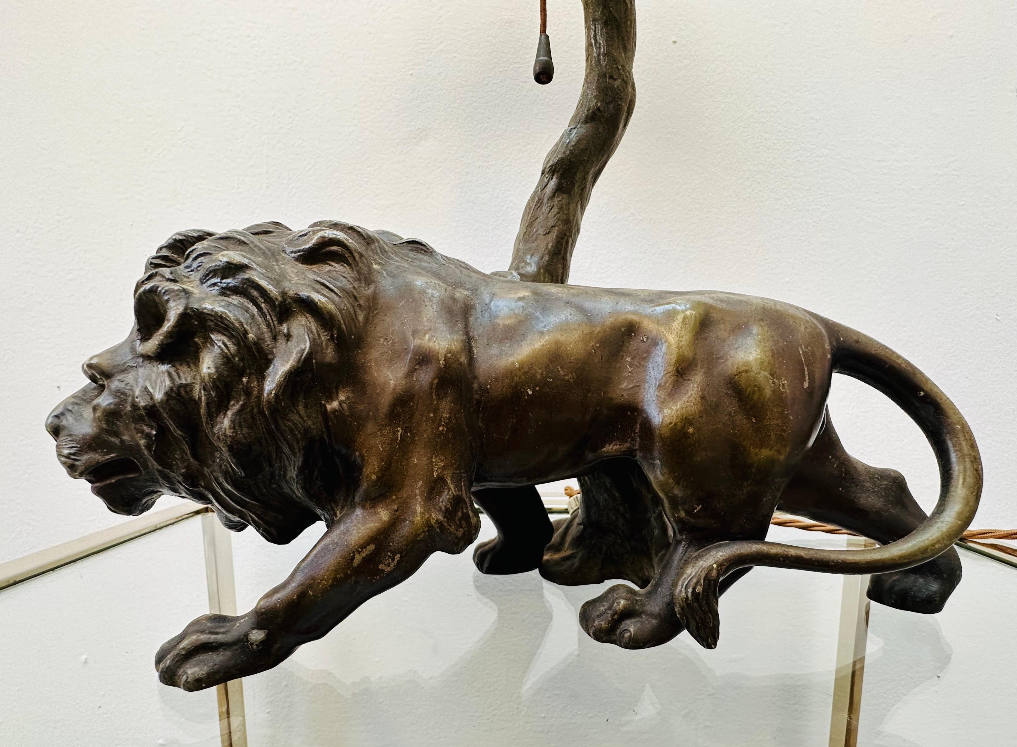 Brass 1910 Antique Spelter Bronze Effect Prowling Lion Table Lamp Inc Original Shade For Sale