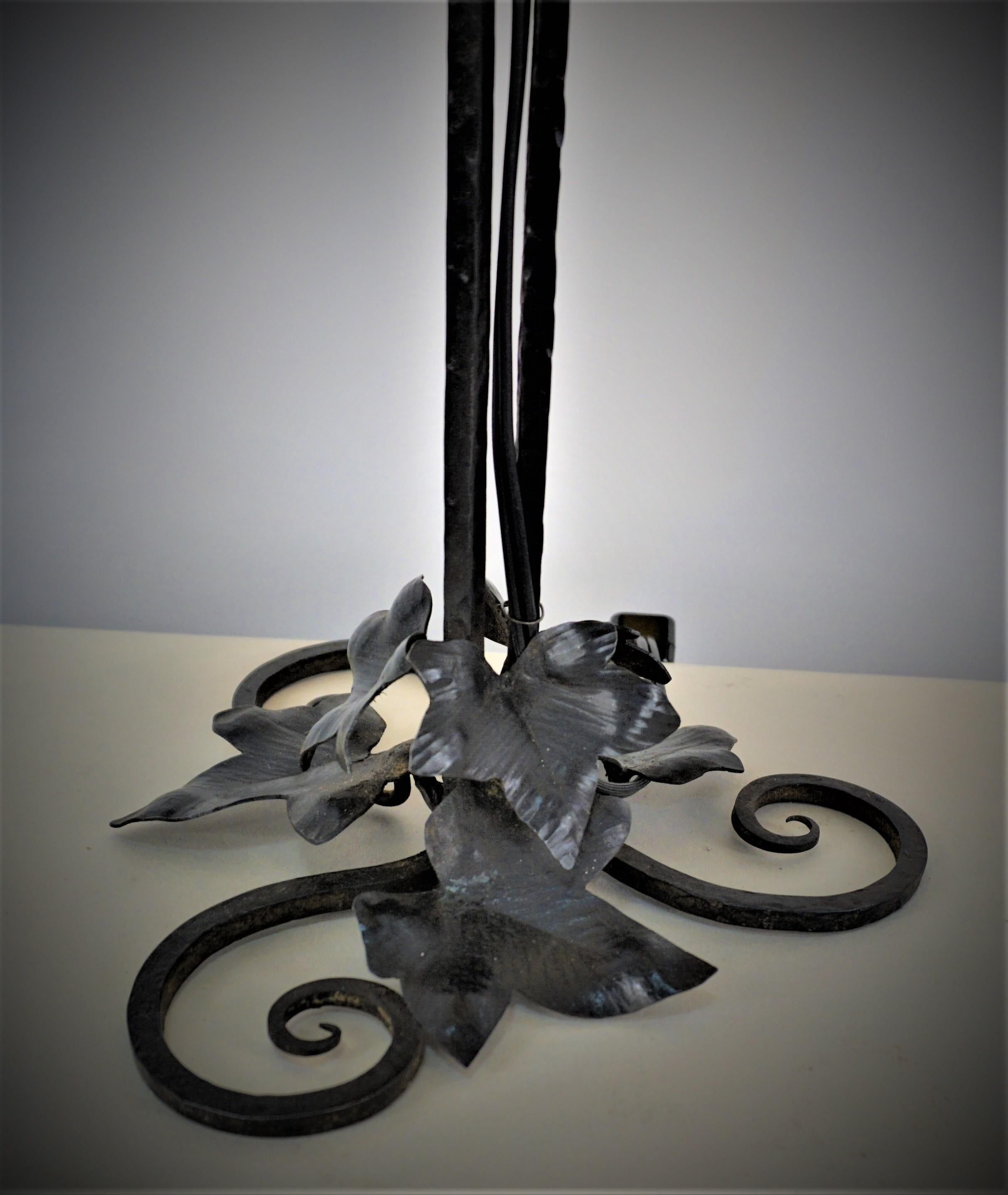 1910 Art Nouveau Cameo Glass Handmade Iron Base Table Lamp In Good Condition In Fairfax, VA