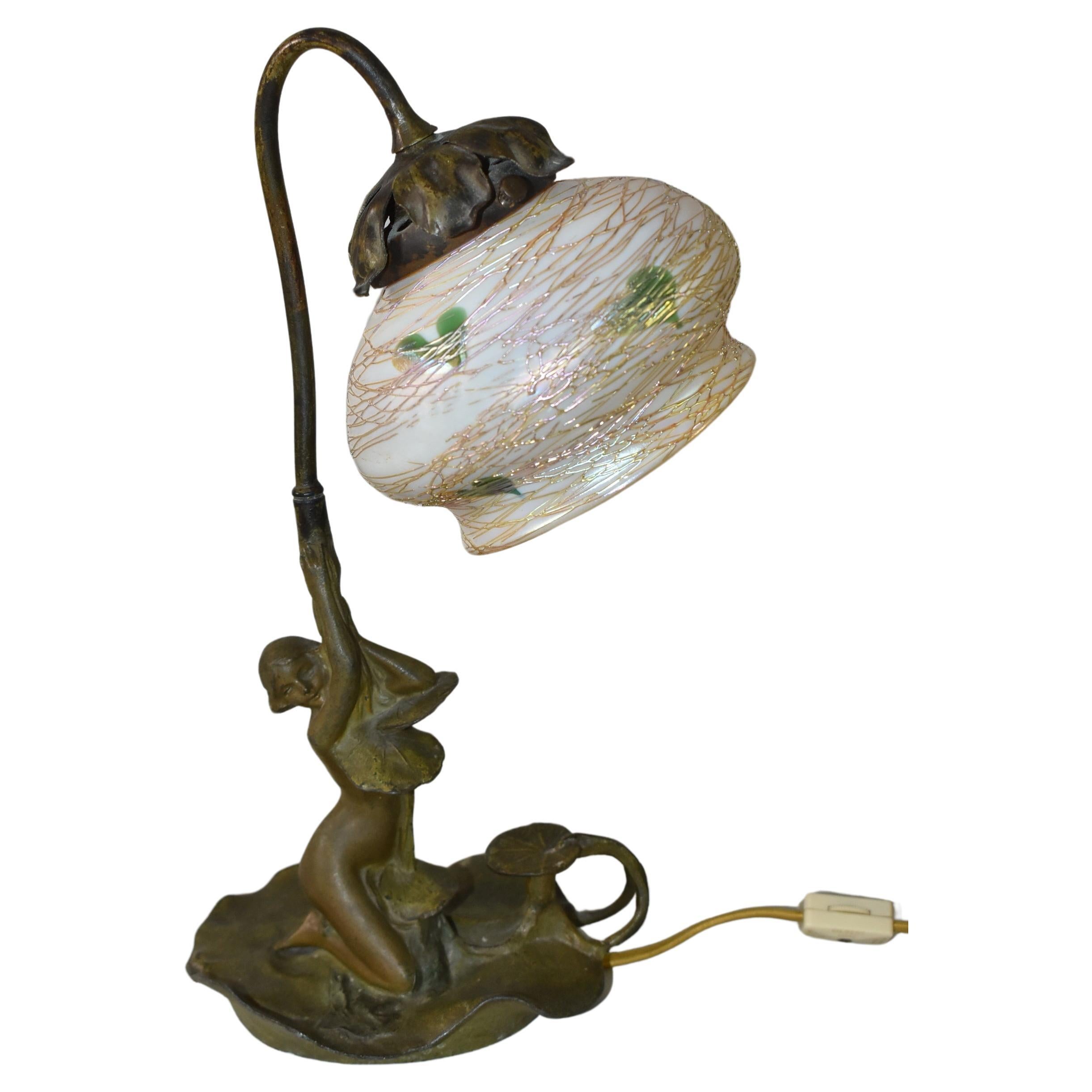 1910 Art Nouveau P. Rigual Lily Pad Motif Boudoir Lamp, 13" high, Quezal Shade