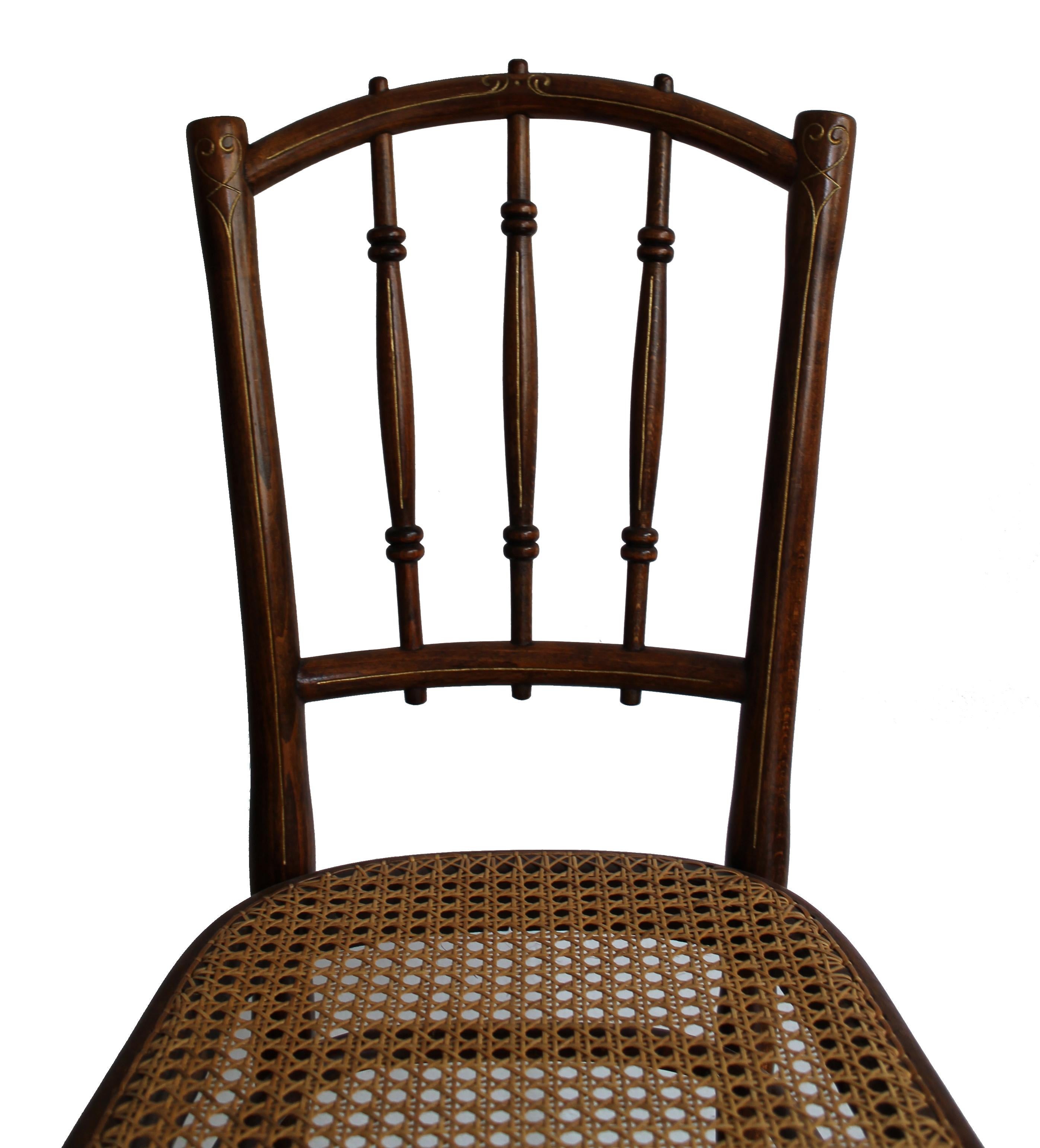 20th Century 1910 Art Nouveau Pair of Dining Chairs by Thonet Austria For Sale