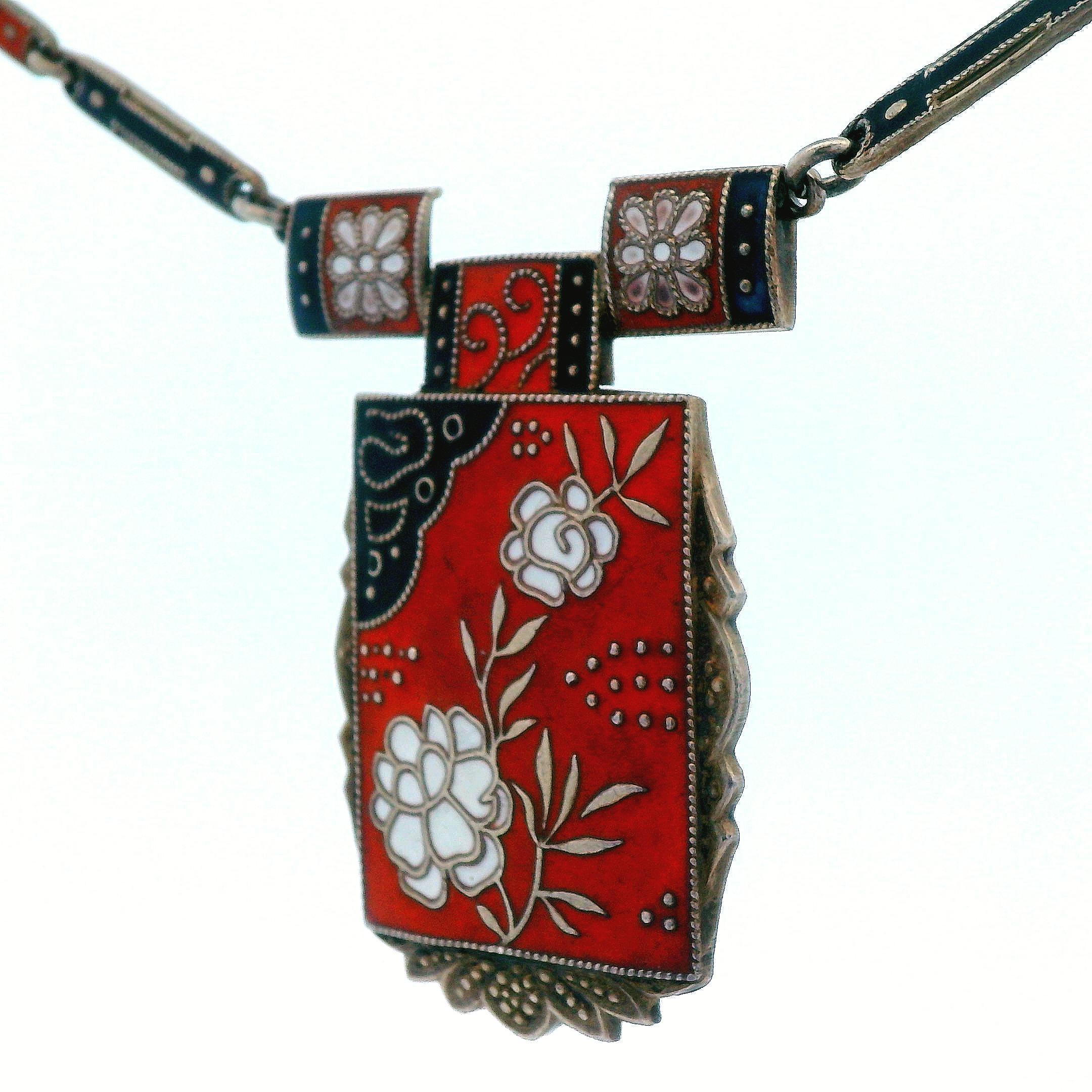 Collana SS Theodore Farner 1910 Art Noveau con smalto rosso, nero e bianco in vendita 4