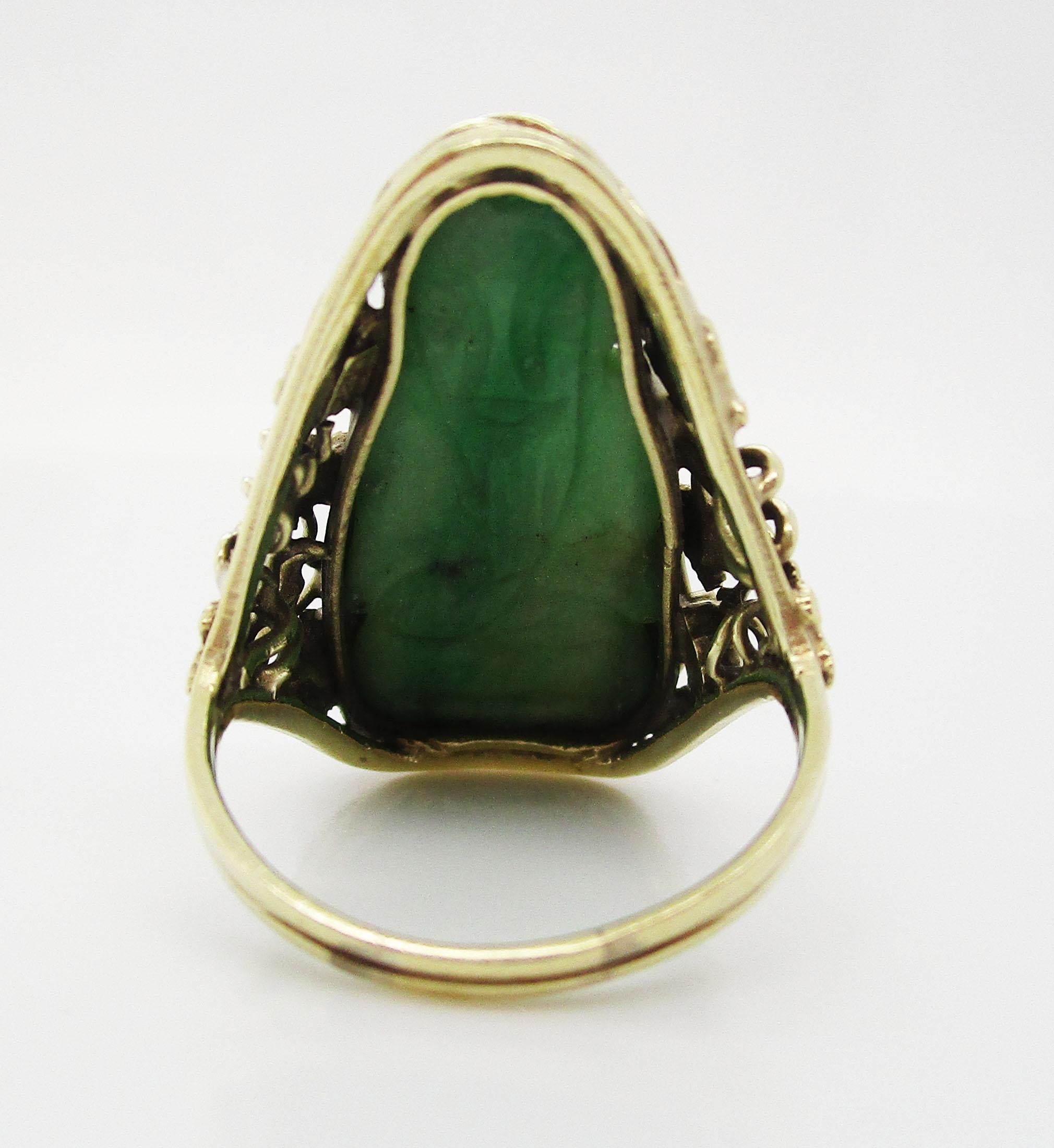 1910 Arts & Crafts 14k Green Gold Carved Jade Statement Ring For Sale 5