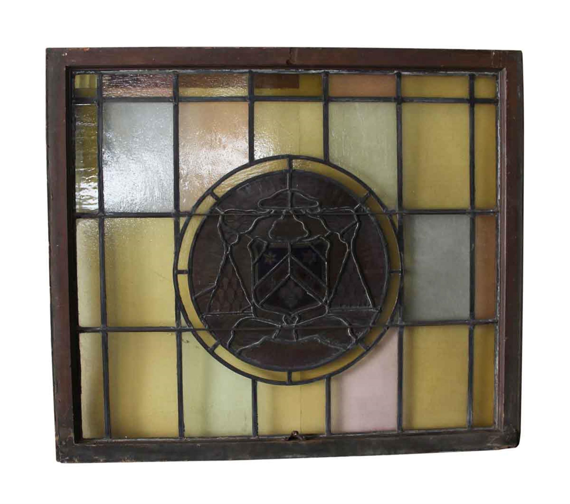 1910 Arts & Crafts Stained Leaded Glass Window with Fleur de Lis and Star Motif In Good Condition In New York, NY