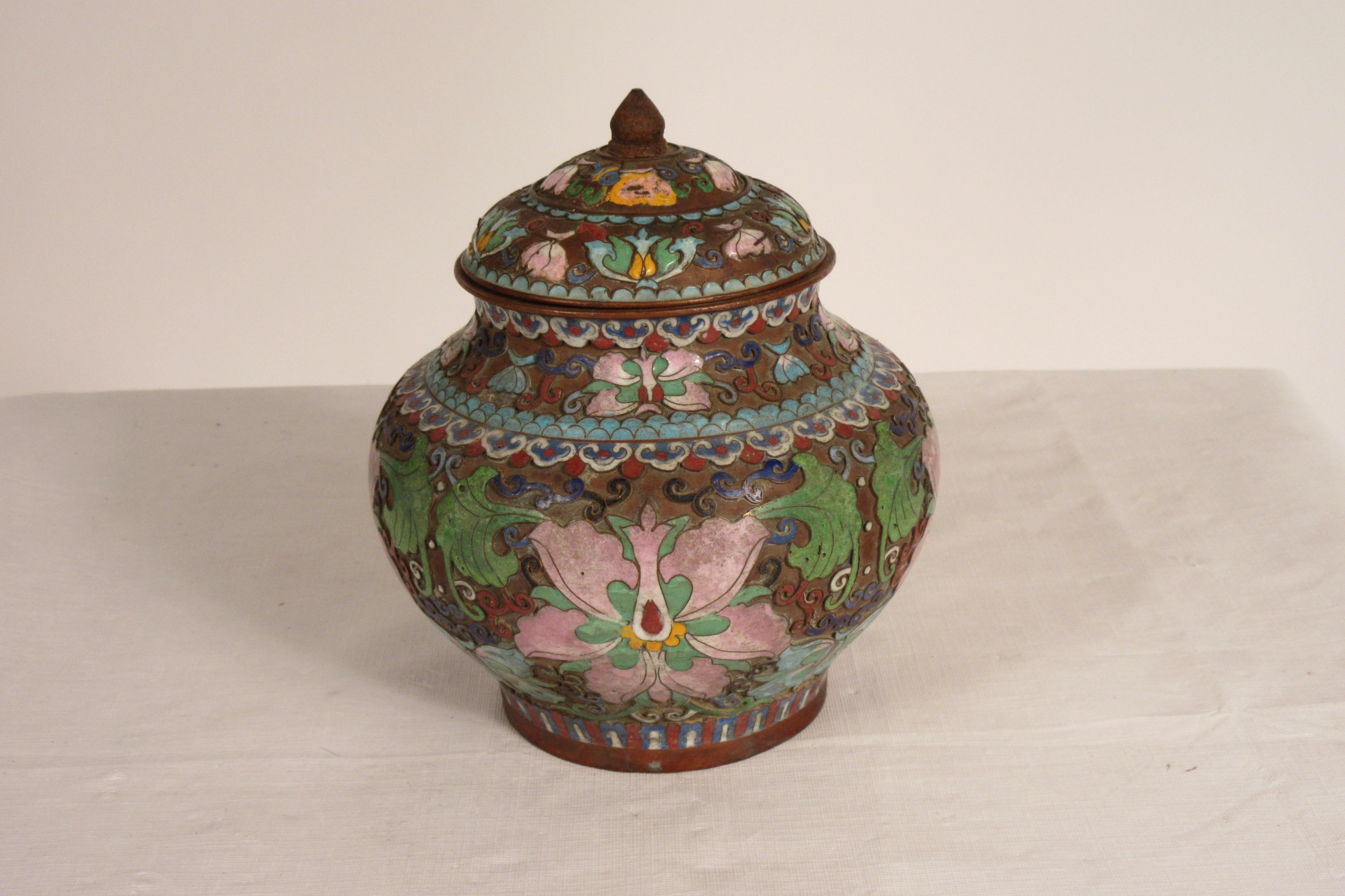 1910 cloisonne jar with lid.